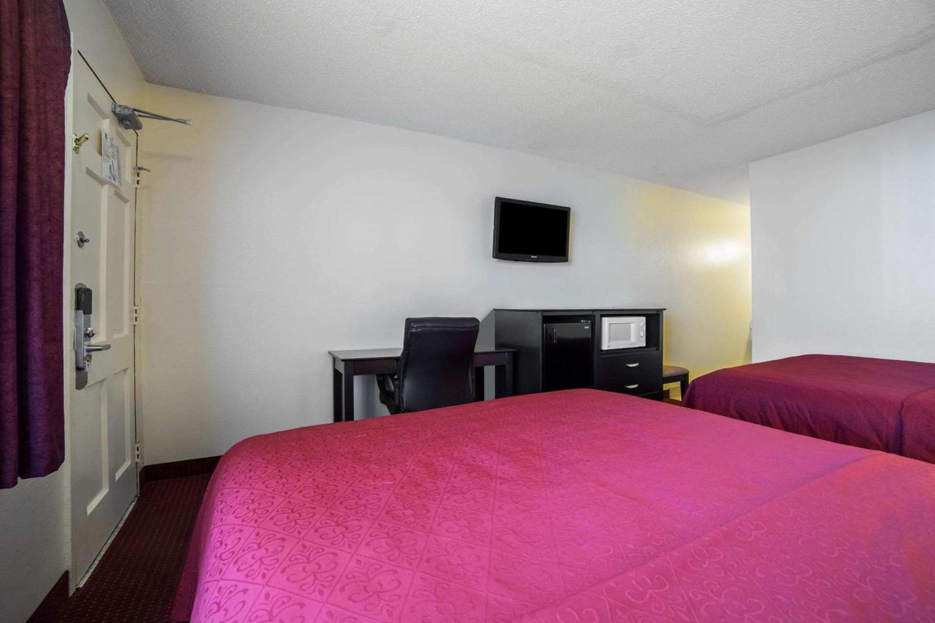 Rodeway Inn Kingman Route 66 photo 15