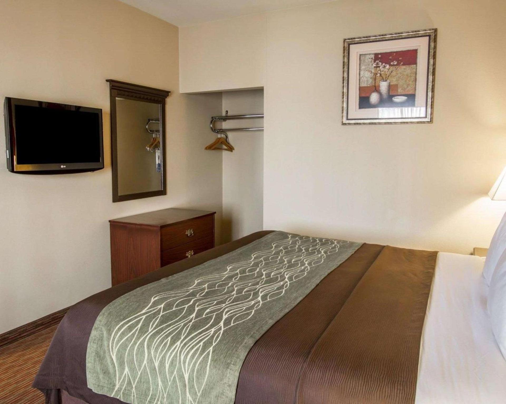 Comfort Inn Phoenix Central City photo 15