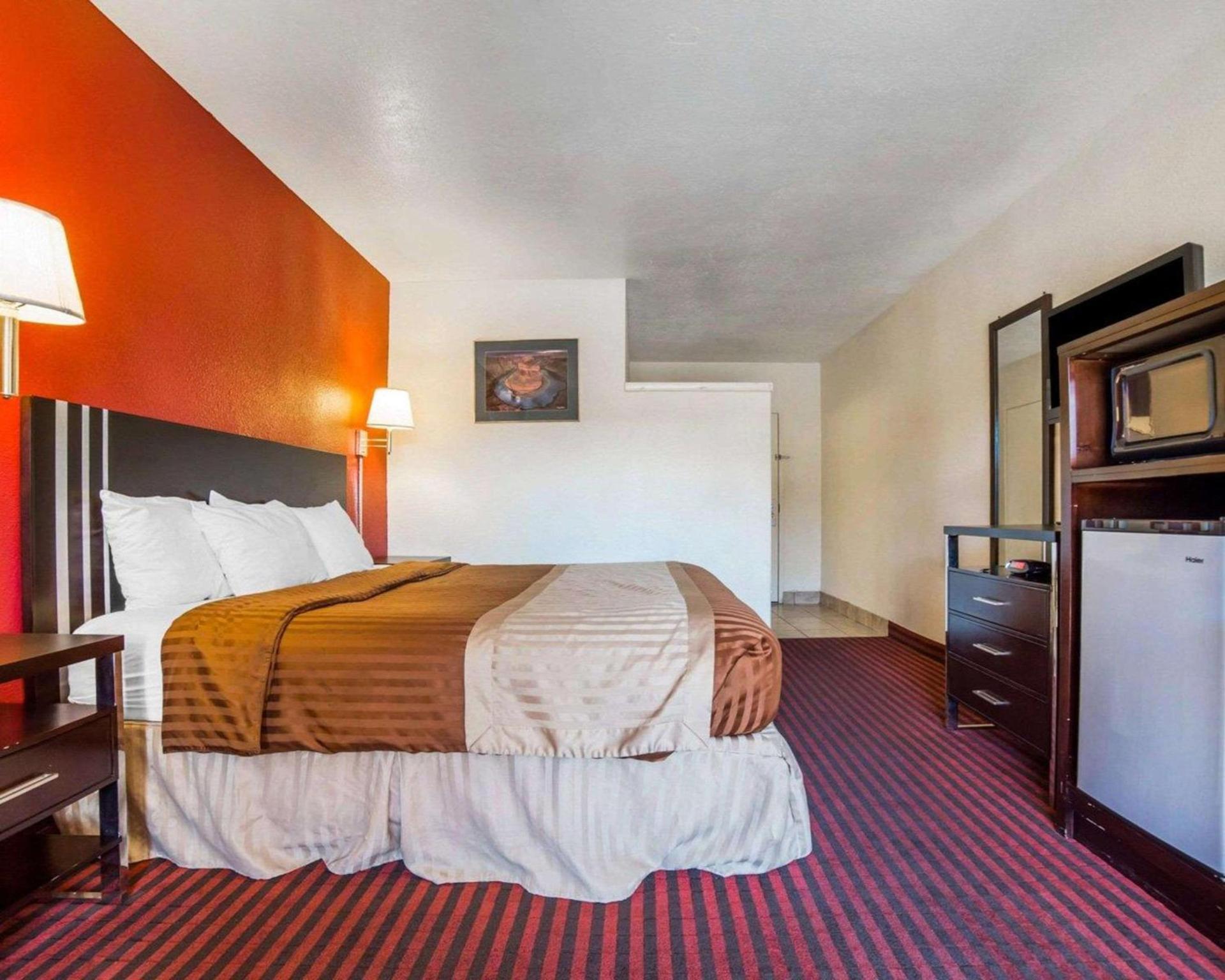 Rodeway Inn at Lake Powell photo 22