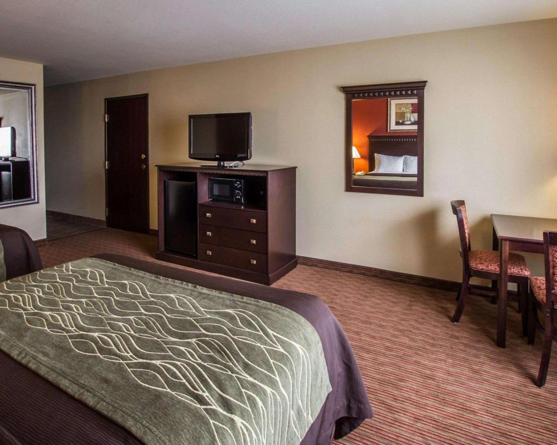 Comfort Inn Phoenix Central City photo 10