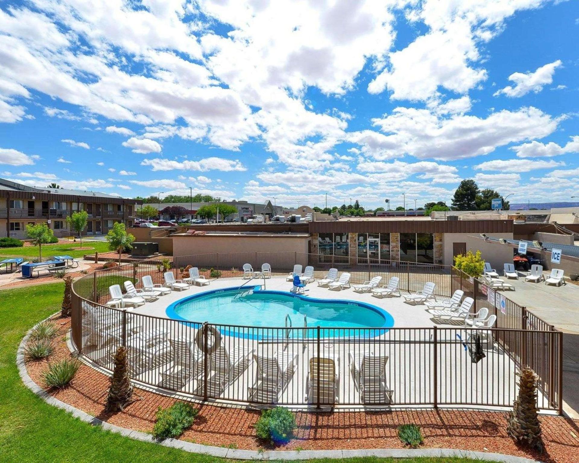 Rodeway Inn at Lake Powell photo 27