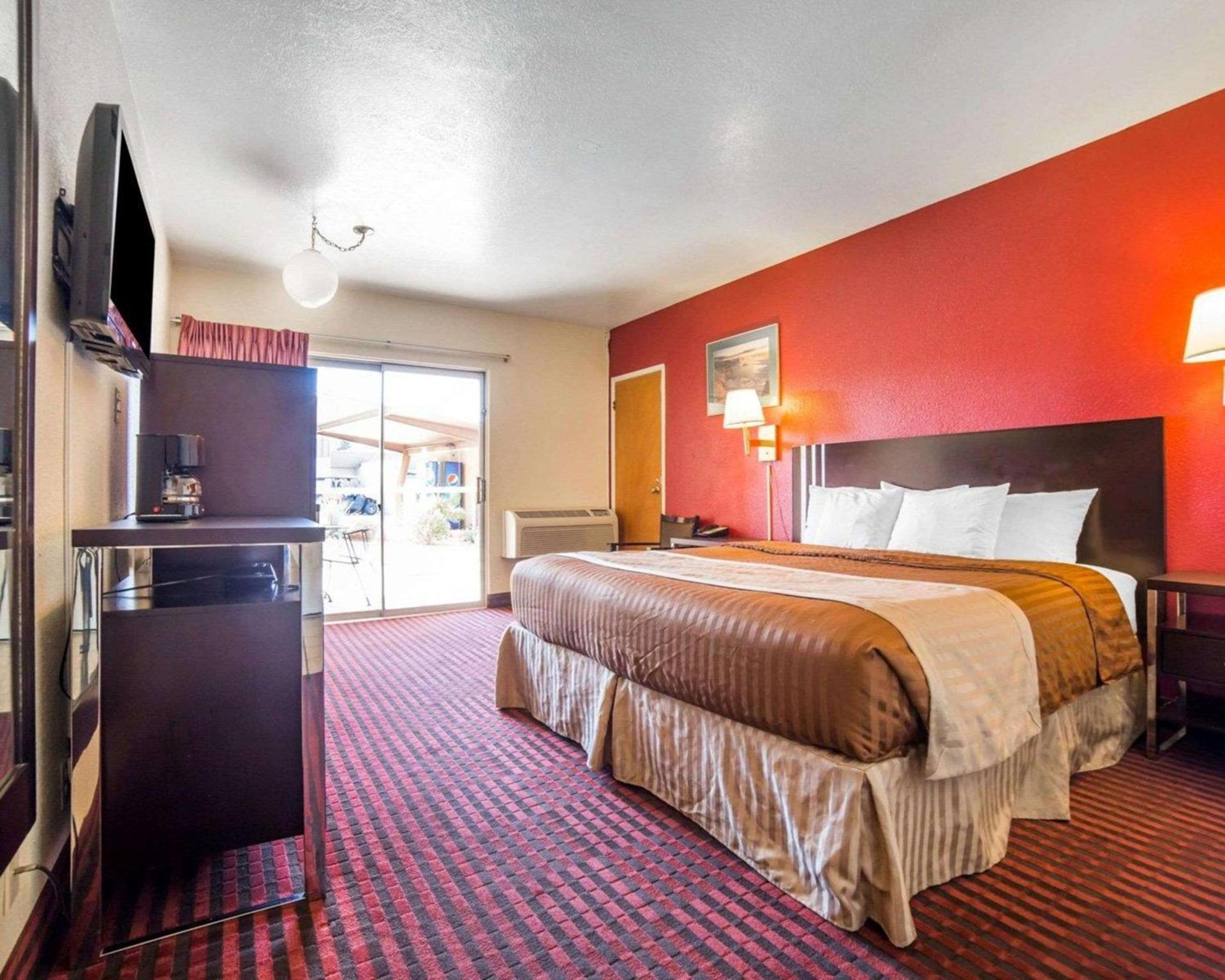 Rodeway Inn at Lake Powell photo 9