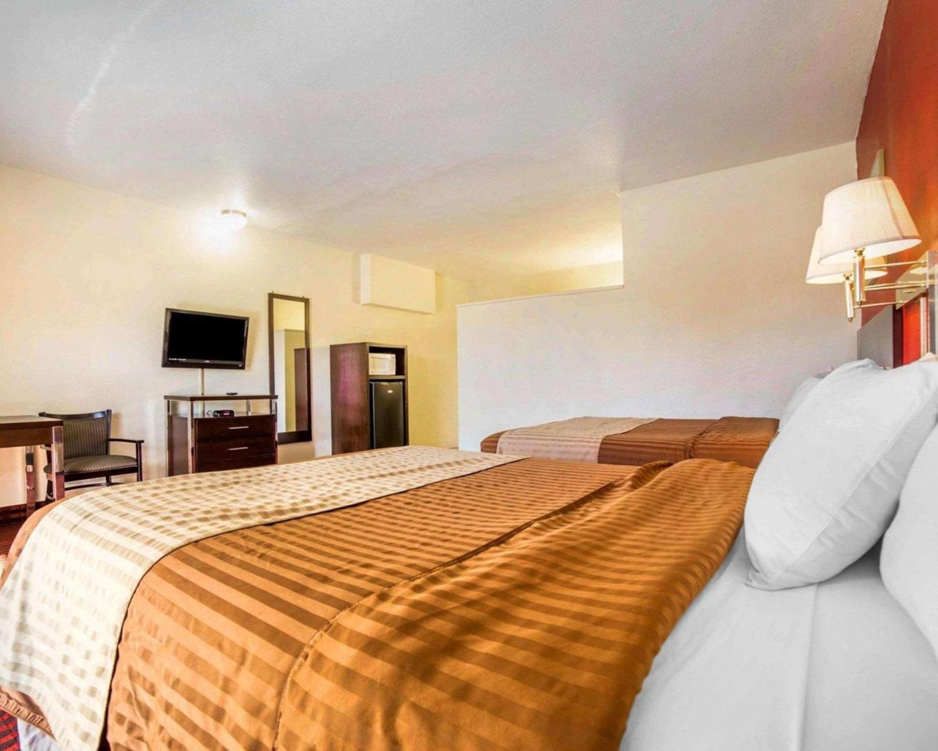 Rodeway Inn at Lake Powell photo 17