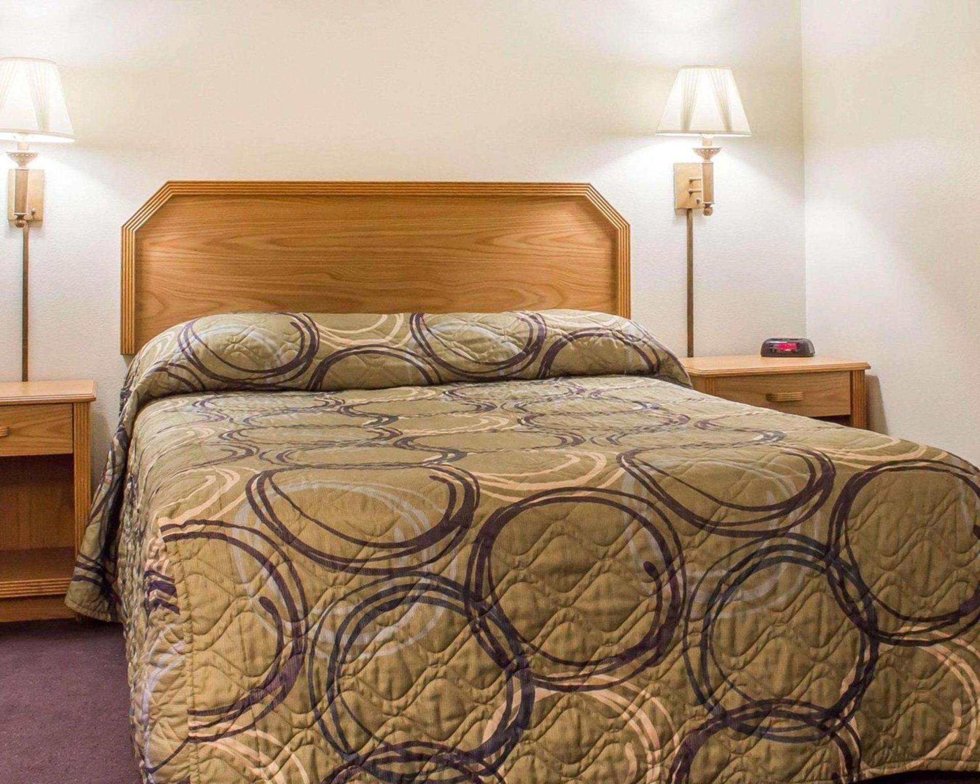 Rodeway Inn Silver Creek Inn photo 18