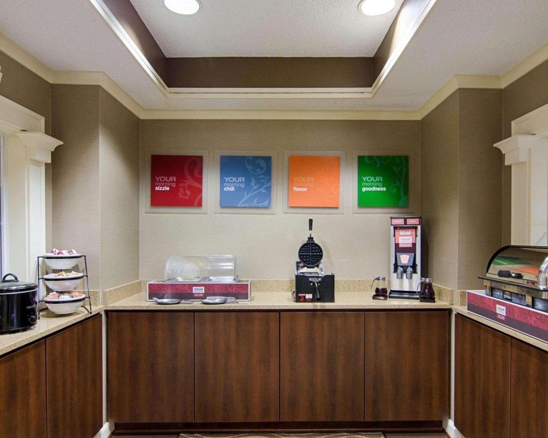 Quality Inn & Suites Little Rock West photo 26