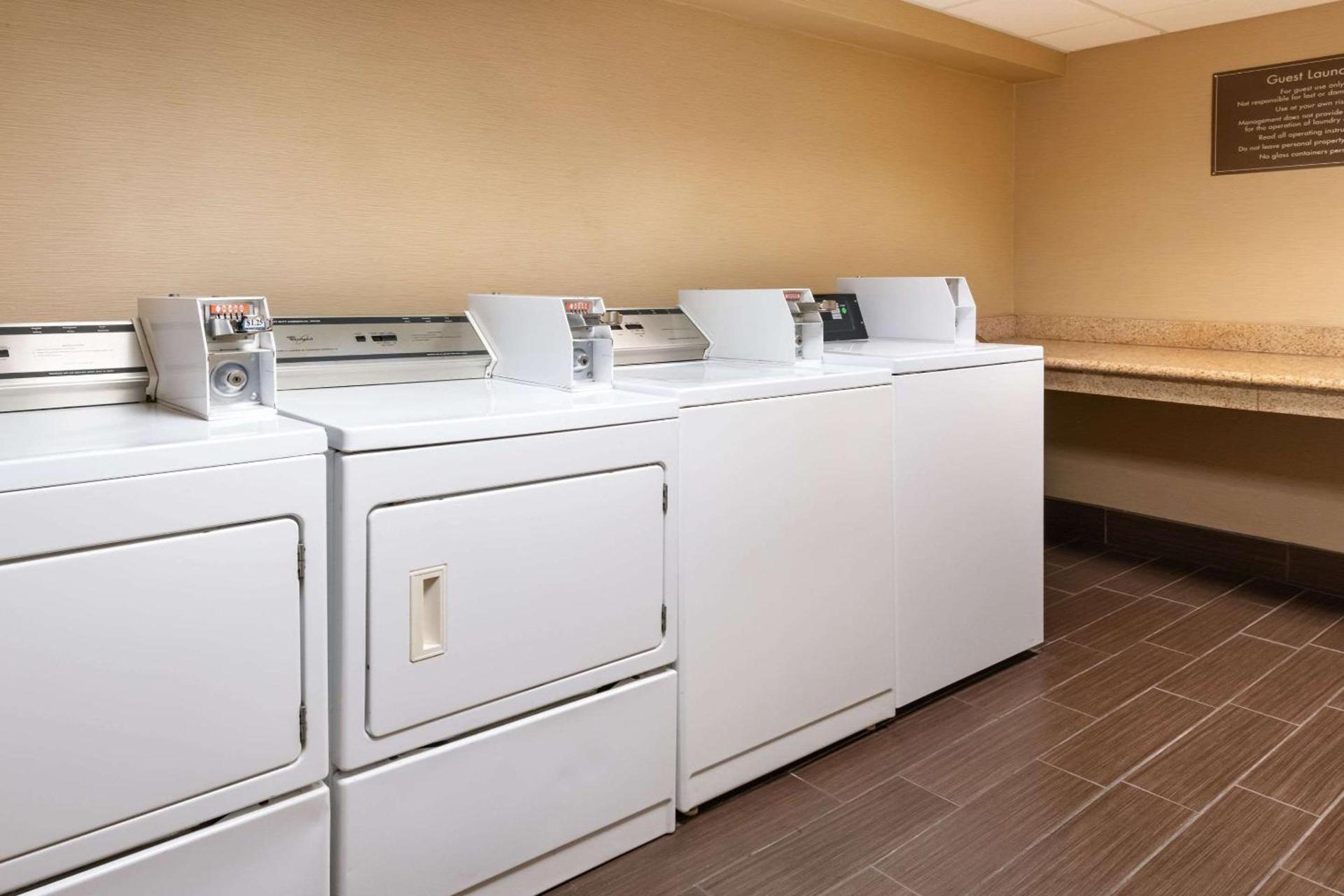 Comfort Suites Goodyear-West Phoenix photo 62