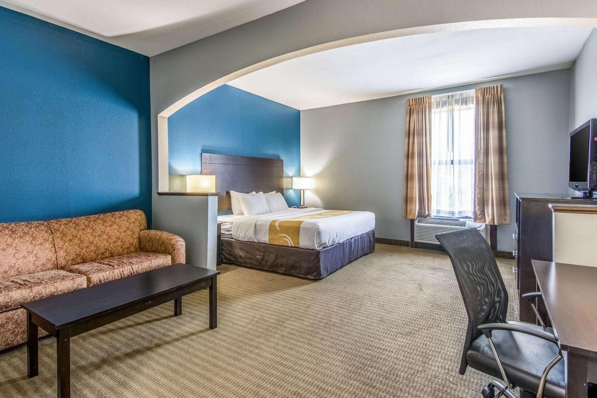 Quality Suites Maumelle - Little Rock Northwest photo 24