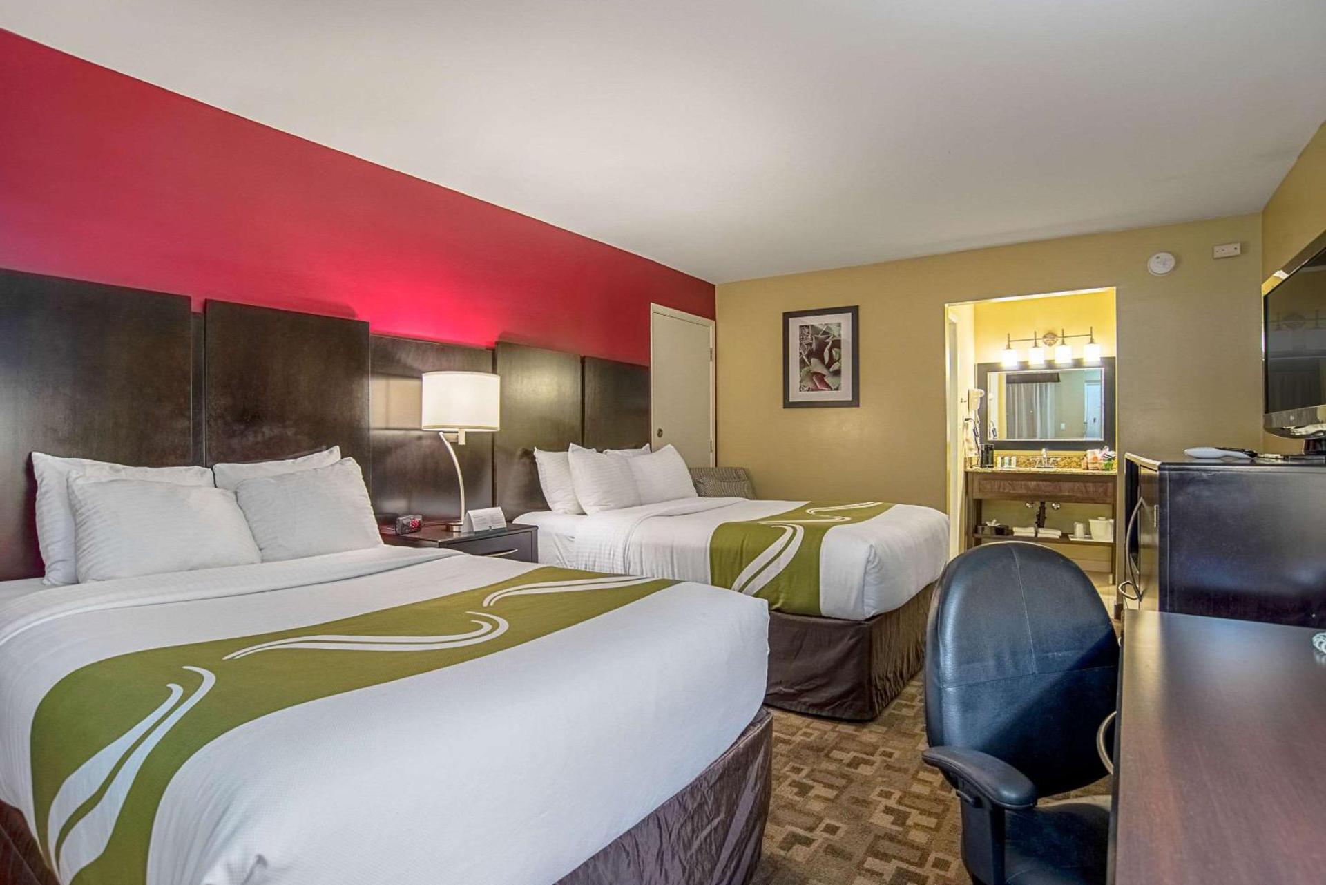Quality Inn & Suites Phoenix NW - Sun City photo 9