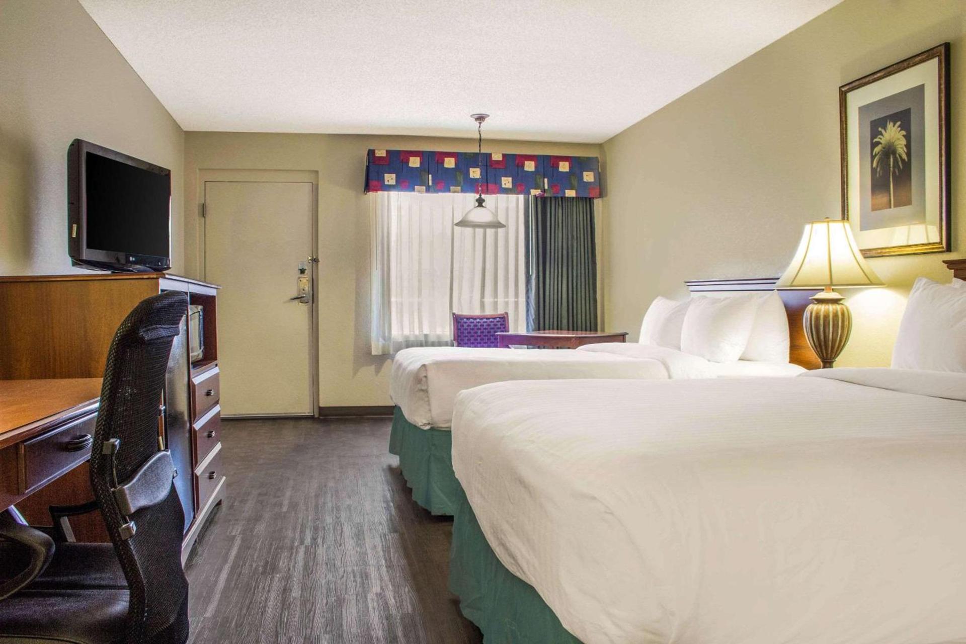 Quality Inn Benson I-10 Exit 304 photo 15