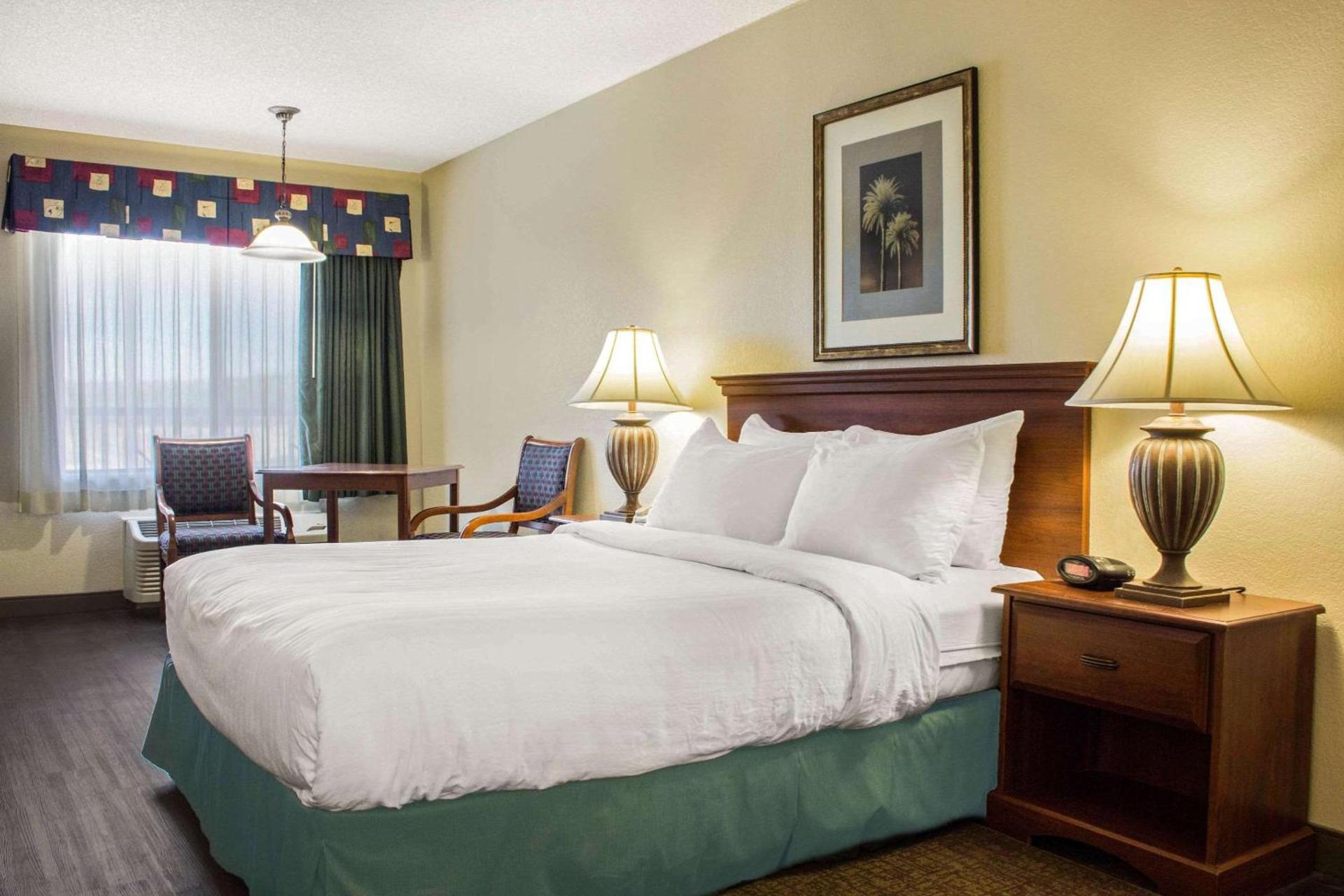 Quality Inn Benson I-10 Exit 304 photo 17