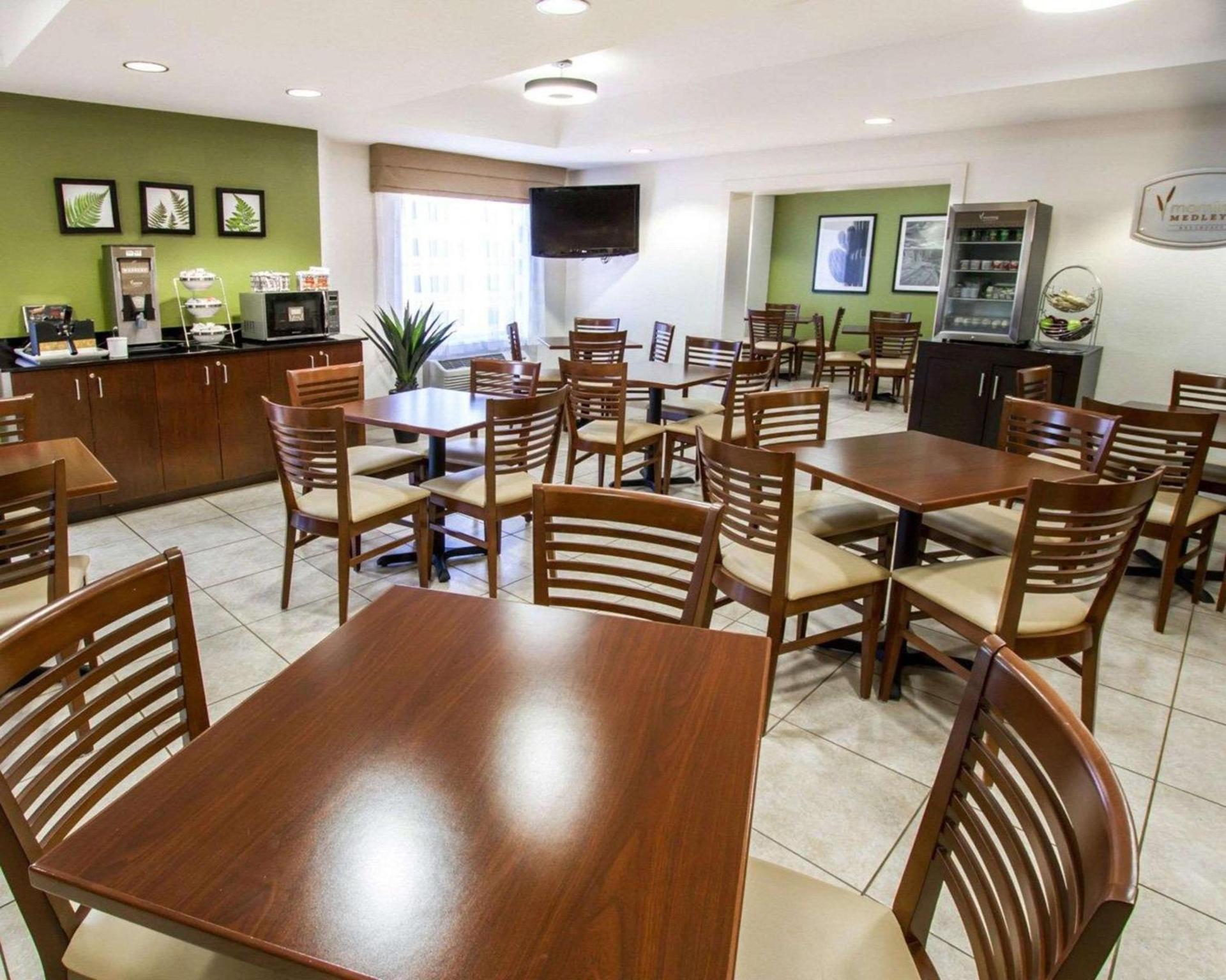 Sleep Inn North Scottsdale near Mayo Clinic photo 12