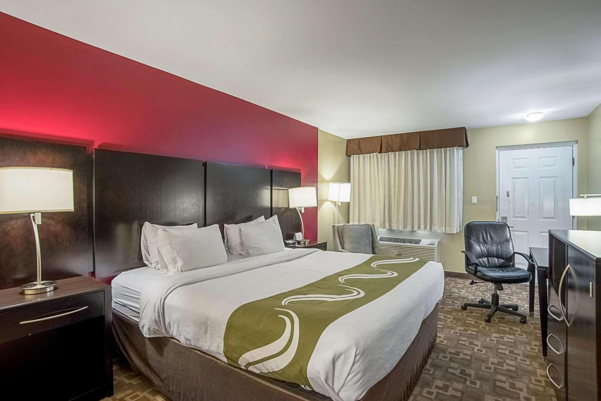 Quality Inn & Suites Phoenix NW - Sun City photo 12