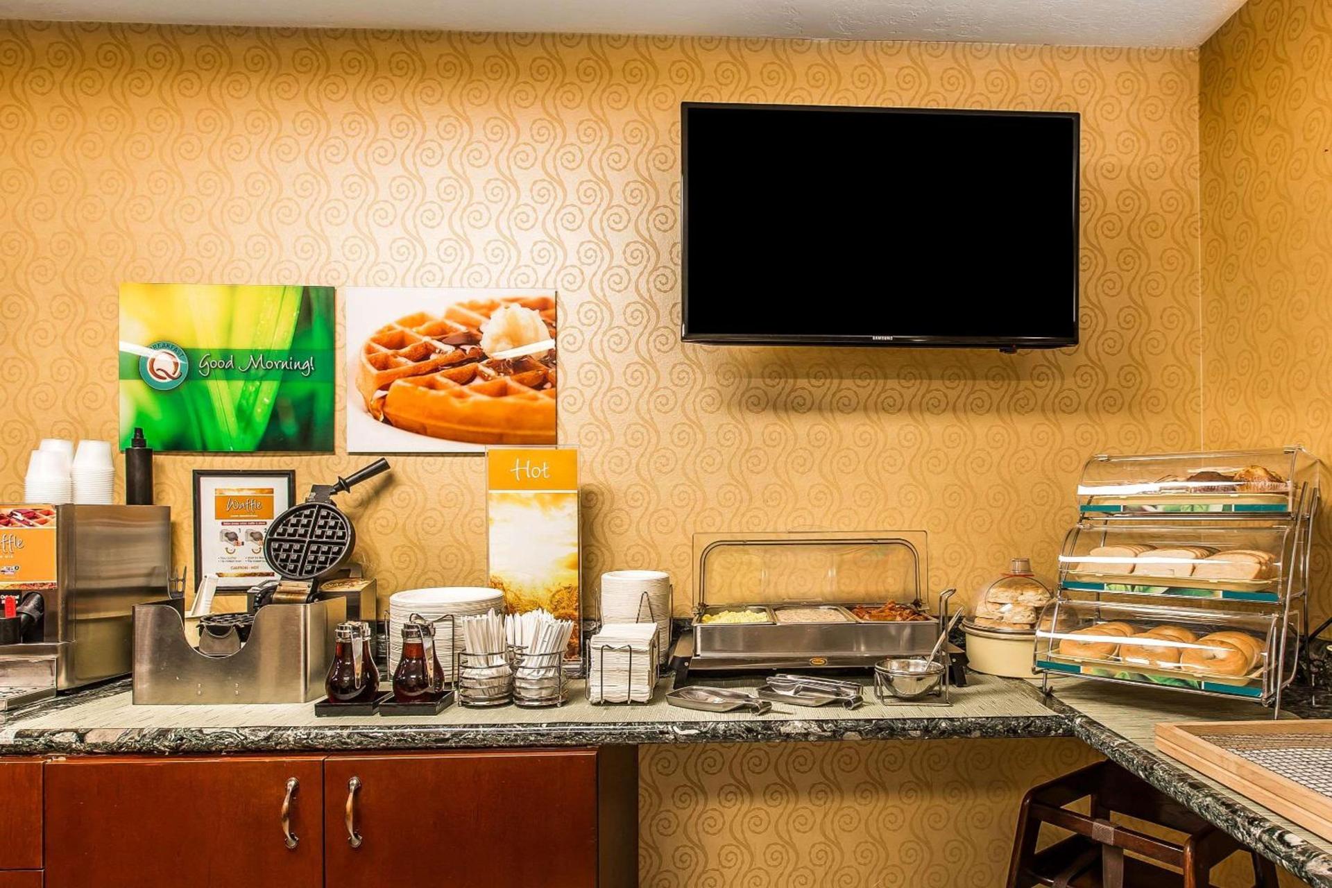 Quality Inn Near China Lake Naval Station photo 5