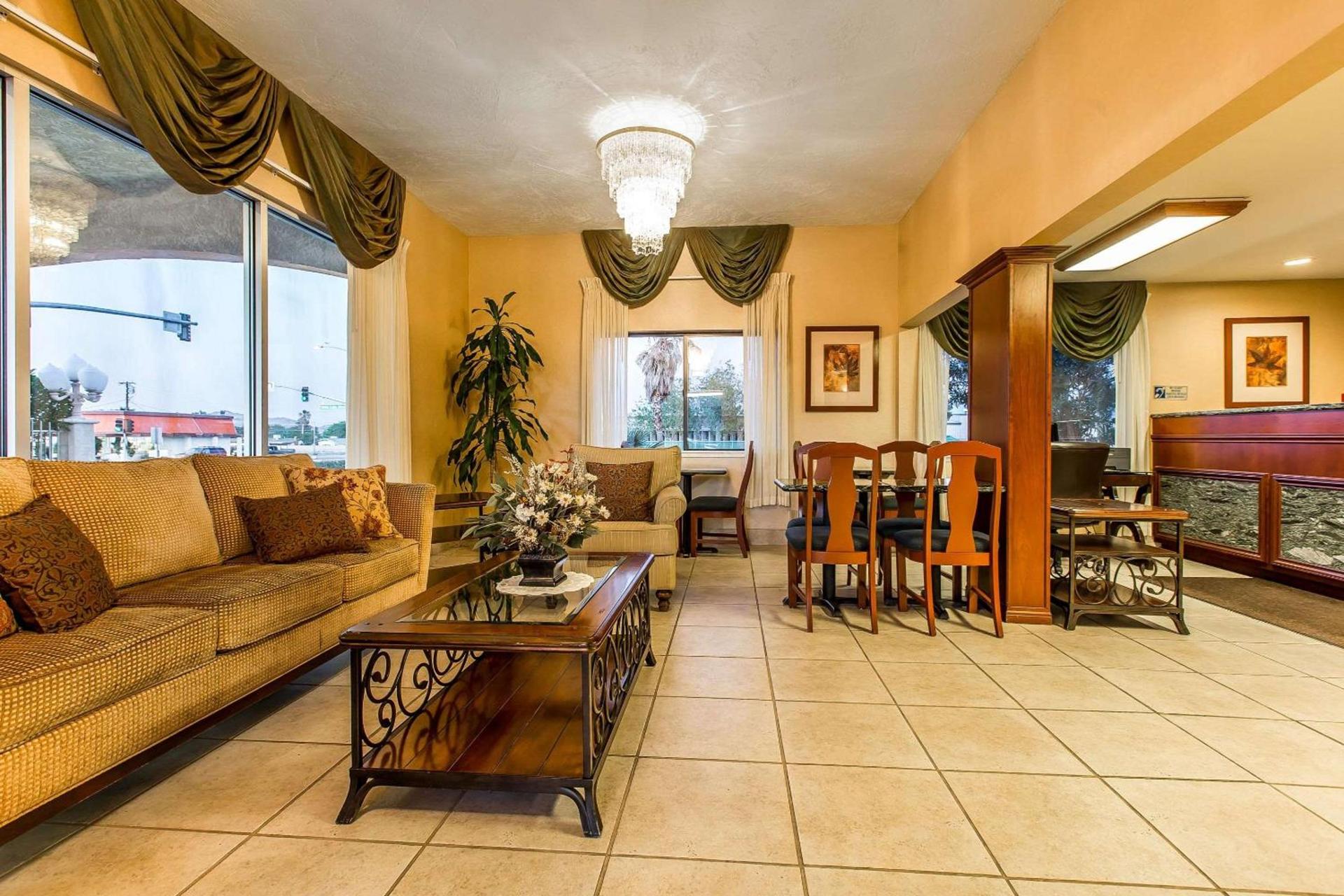 Quality Inn Near China Lake Naval Station photo 7
