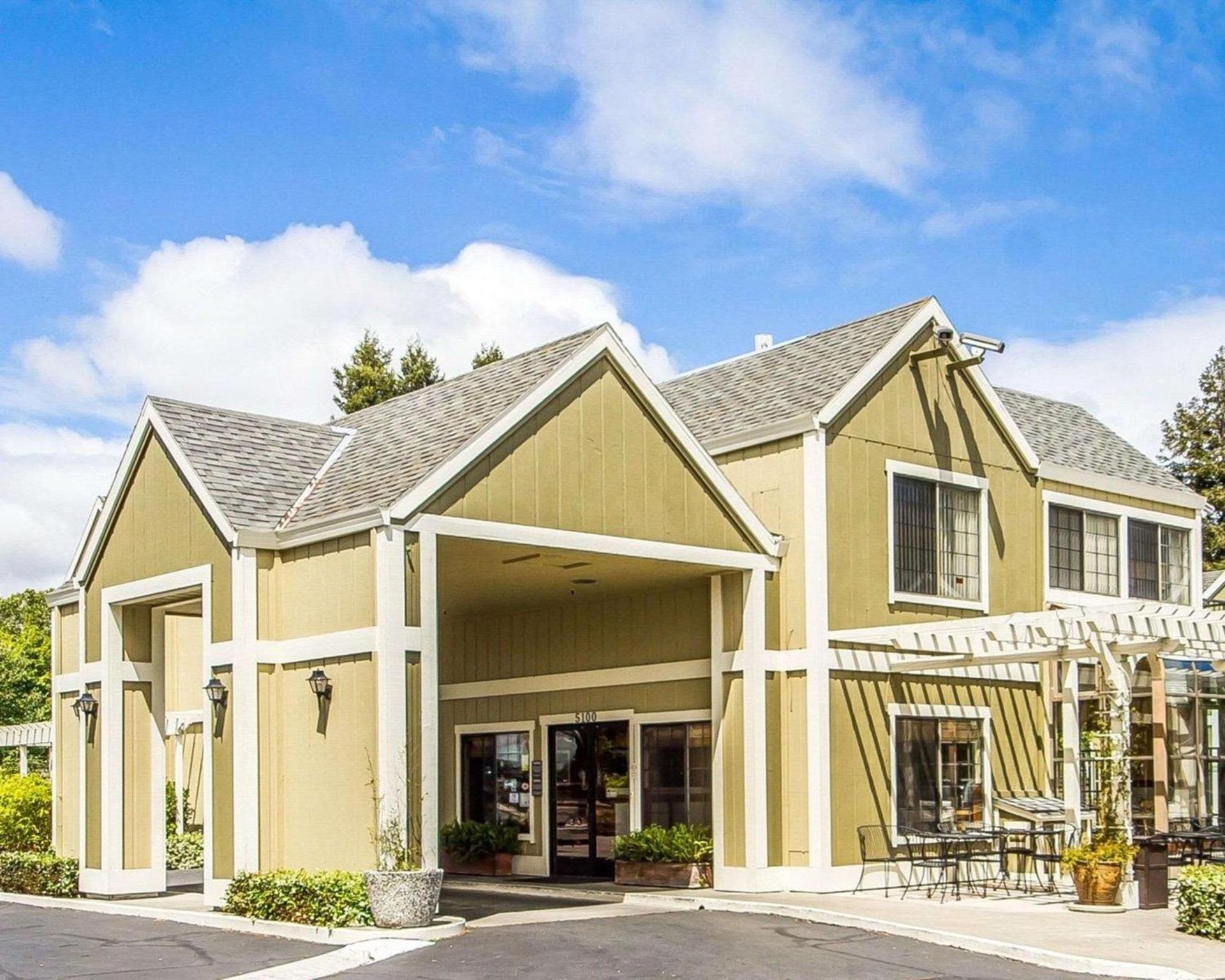 Quality Inn Petaluma - Sonoma photo 3