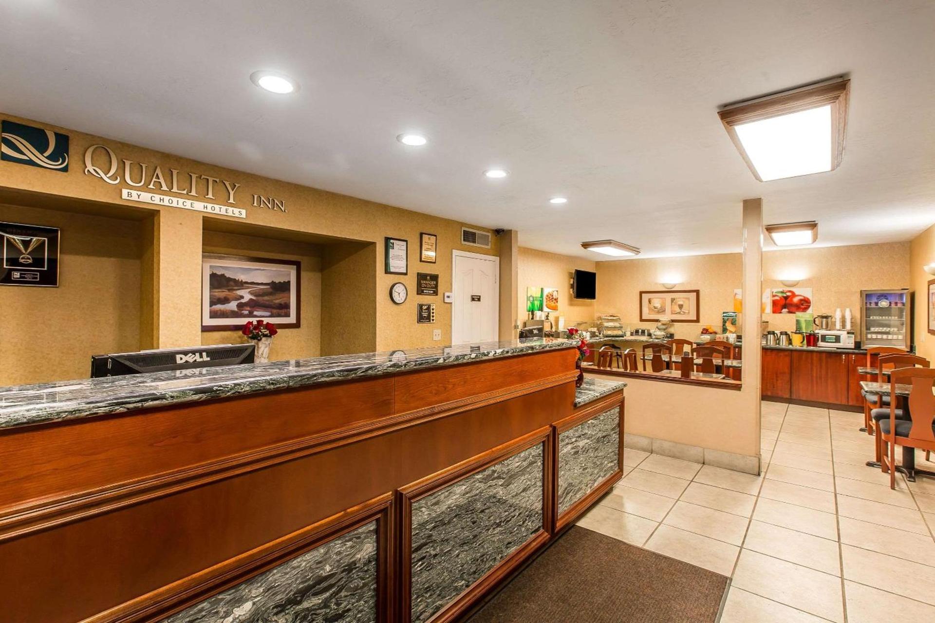 Quality Inn Near China Lake Naval Station photo 22