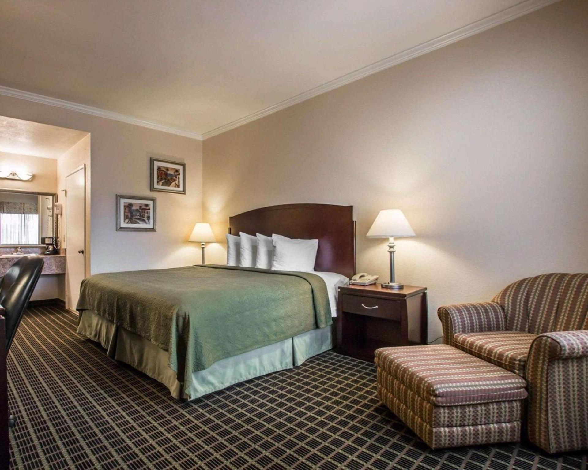 Quality Inn Temecula Valley Wine Country photo 28