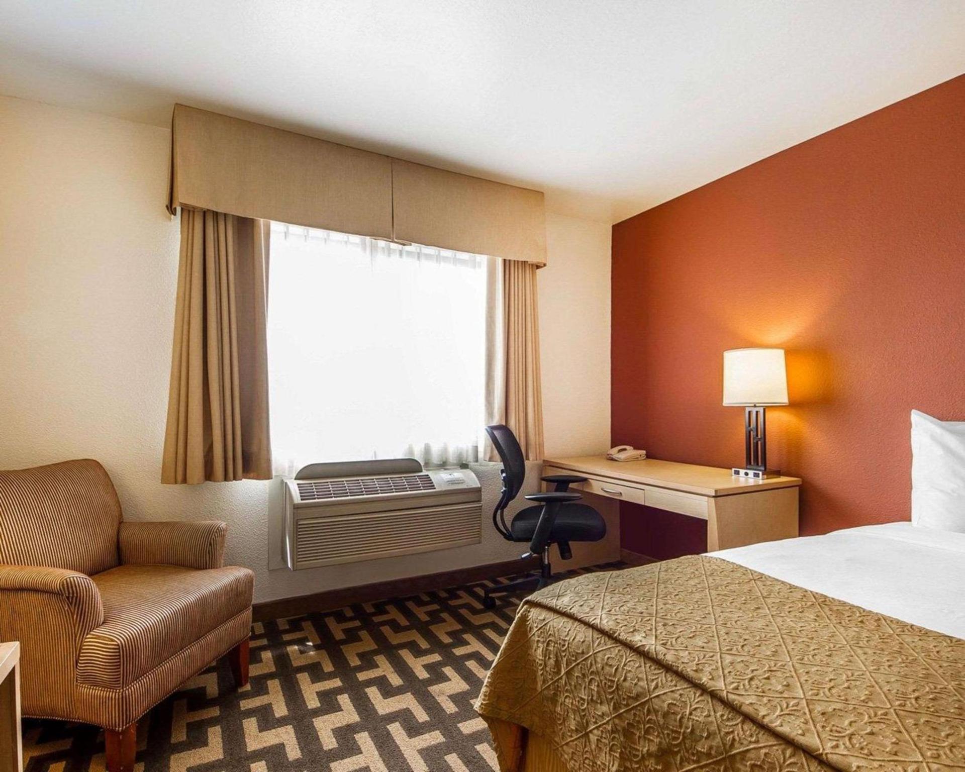 Quality Inn Petaluma - Sonoma photo 16