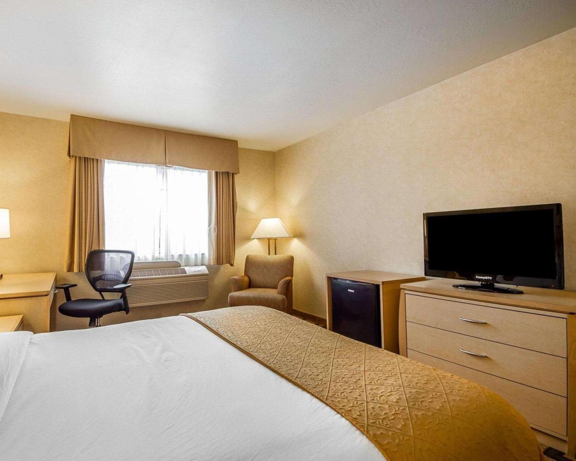 Quality Inn Petaluma - Sonoma photo 12