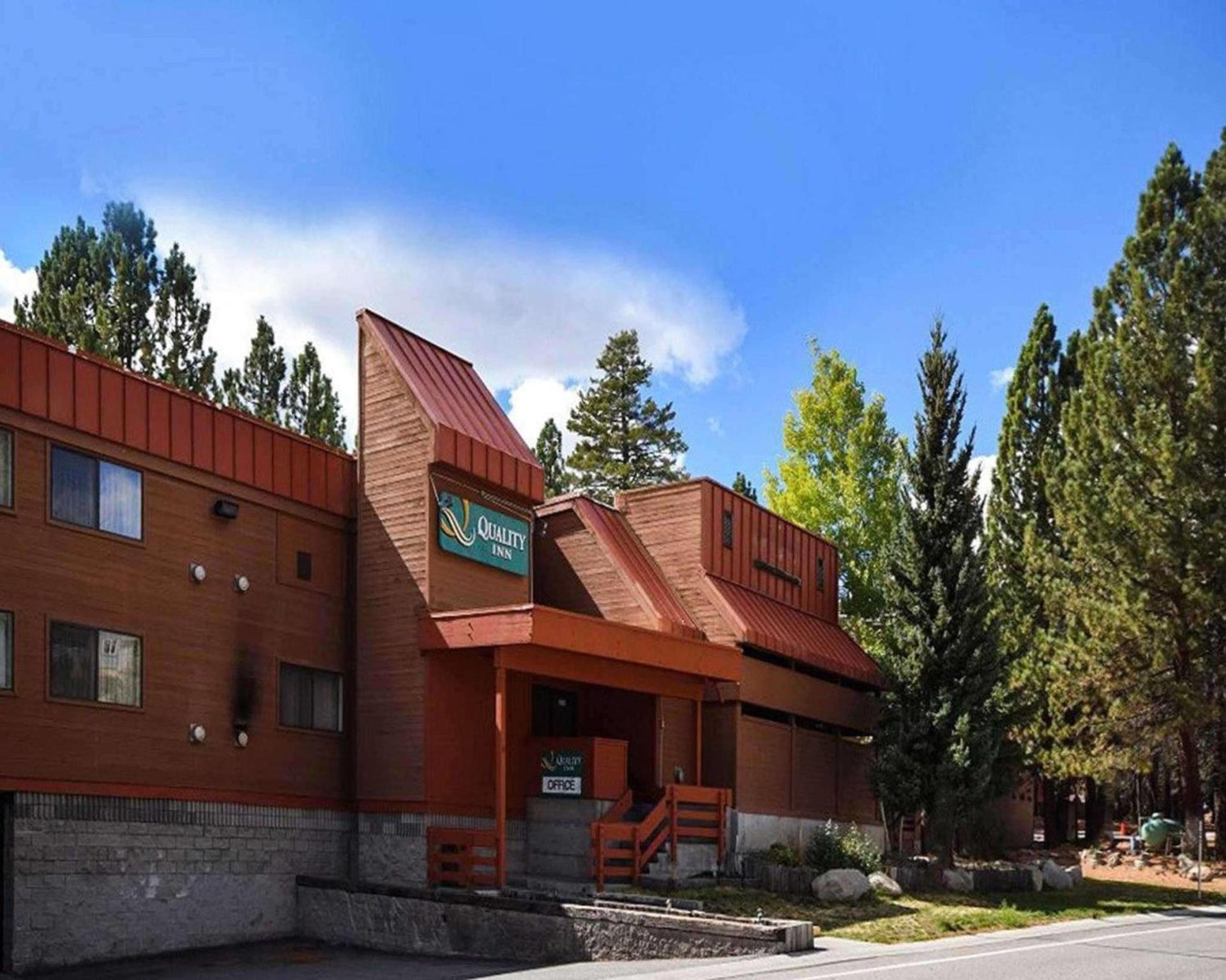 Quality Inn near Mammoth Mountain Ski Resort — hotel in Mammoth Lakes