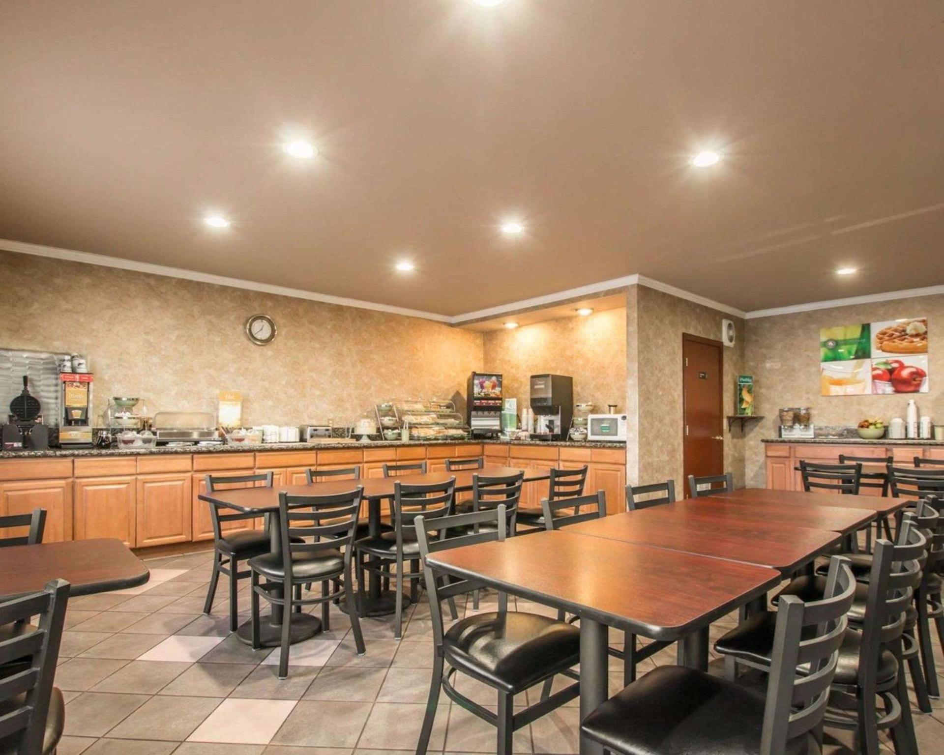 Quality Inn Temecula Valley Wine Country photo 27