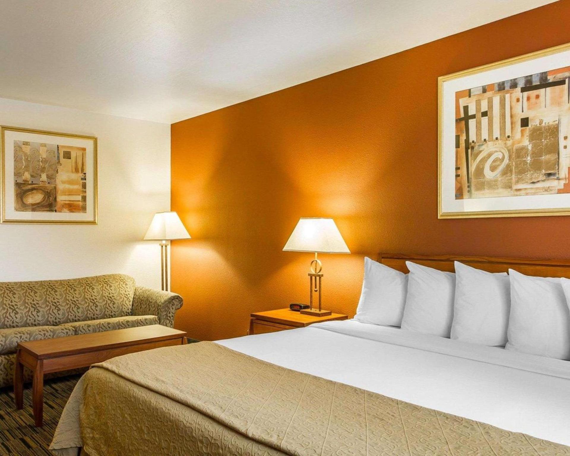 Quality Inn Petaluma - Sonoma photo 28
