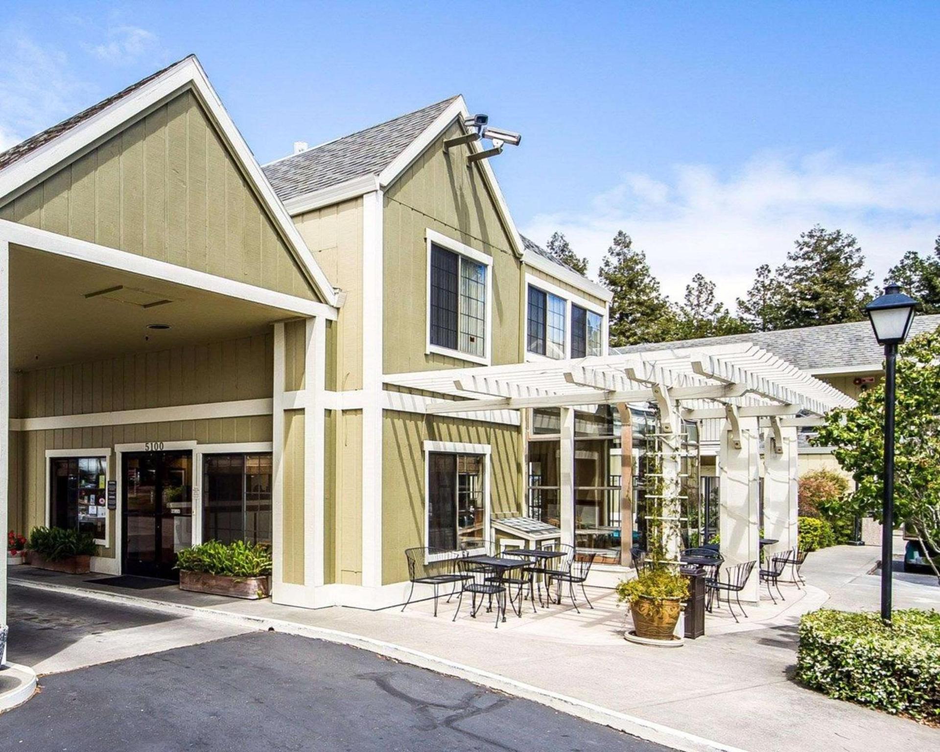 Quality Inn Petaluma - Sonoma photo 4