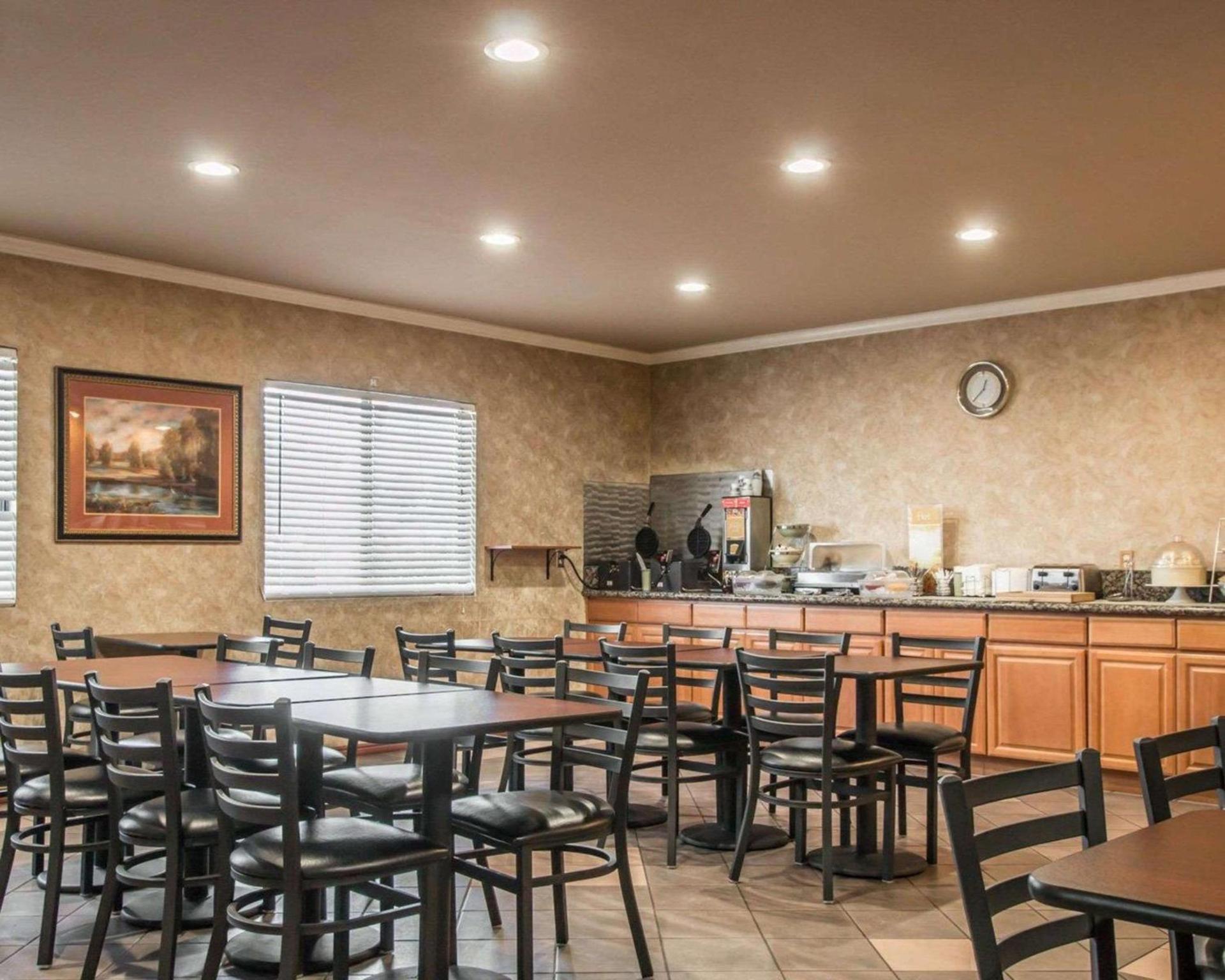 Quality Inn Temecula Valley Wine Country photo 20