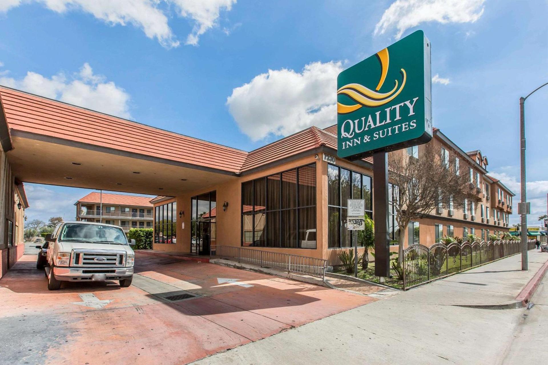 Quality Inn & Suites Bell Gardens-Los Angeles photo 9