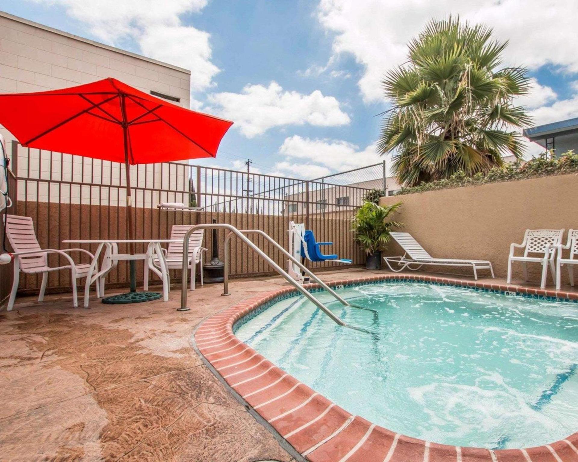 Quality Inn Downey photo 10