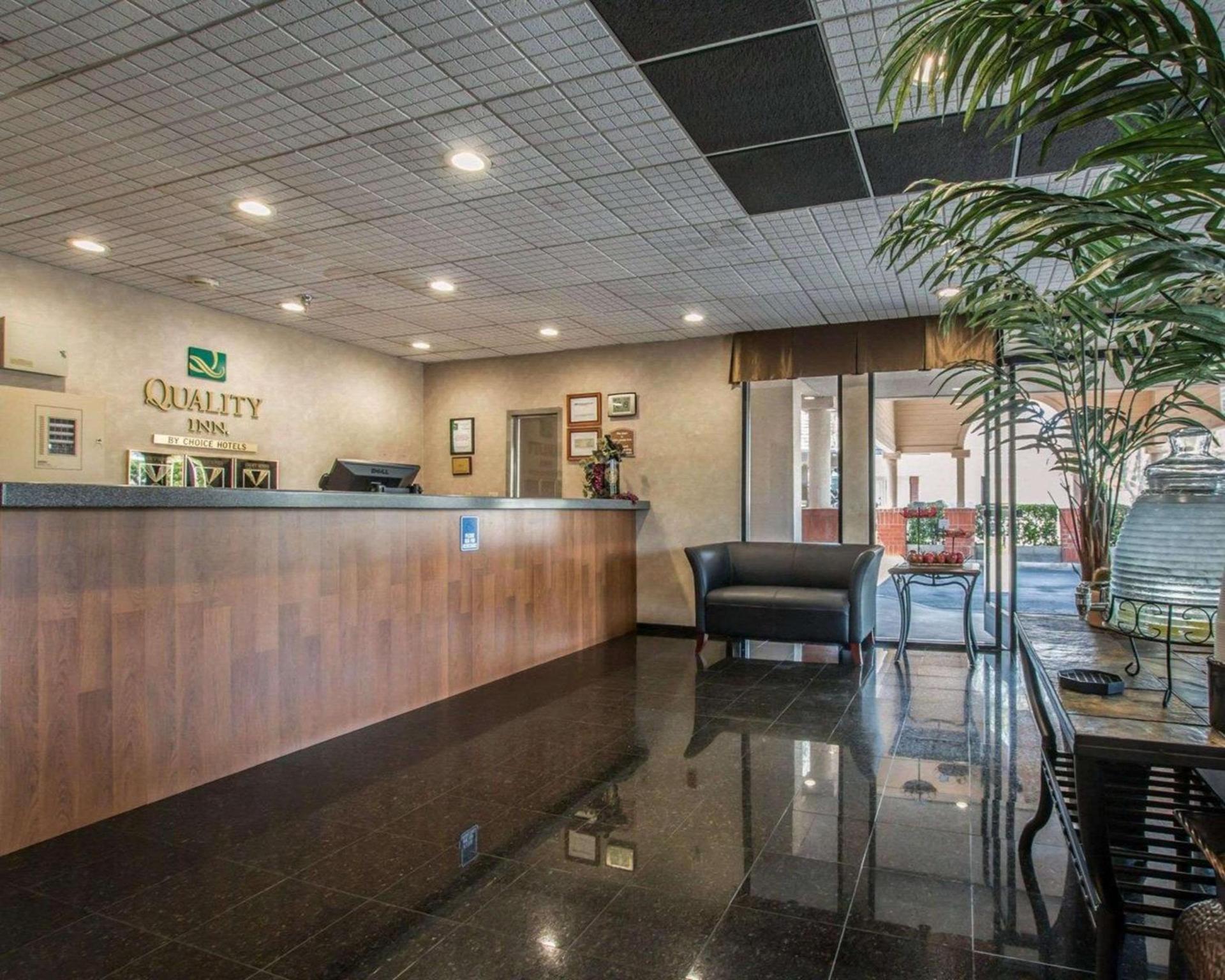 Quality Inn Temecula Valley Wine Country photo 8