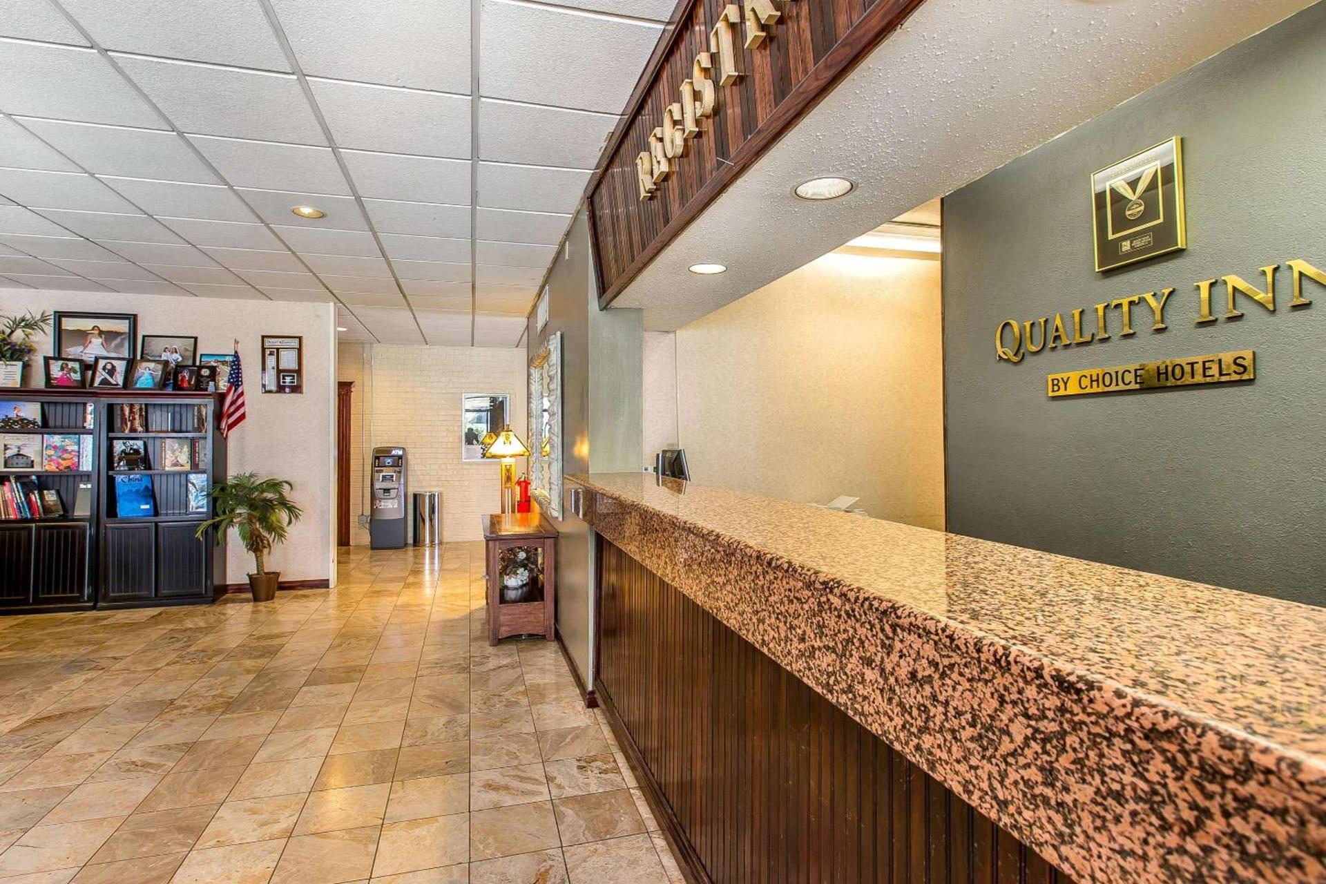 Quality Inn Barstow Route 66 photo 8