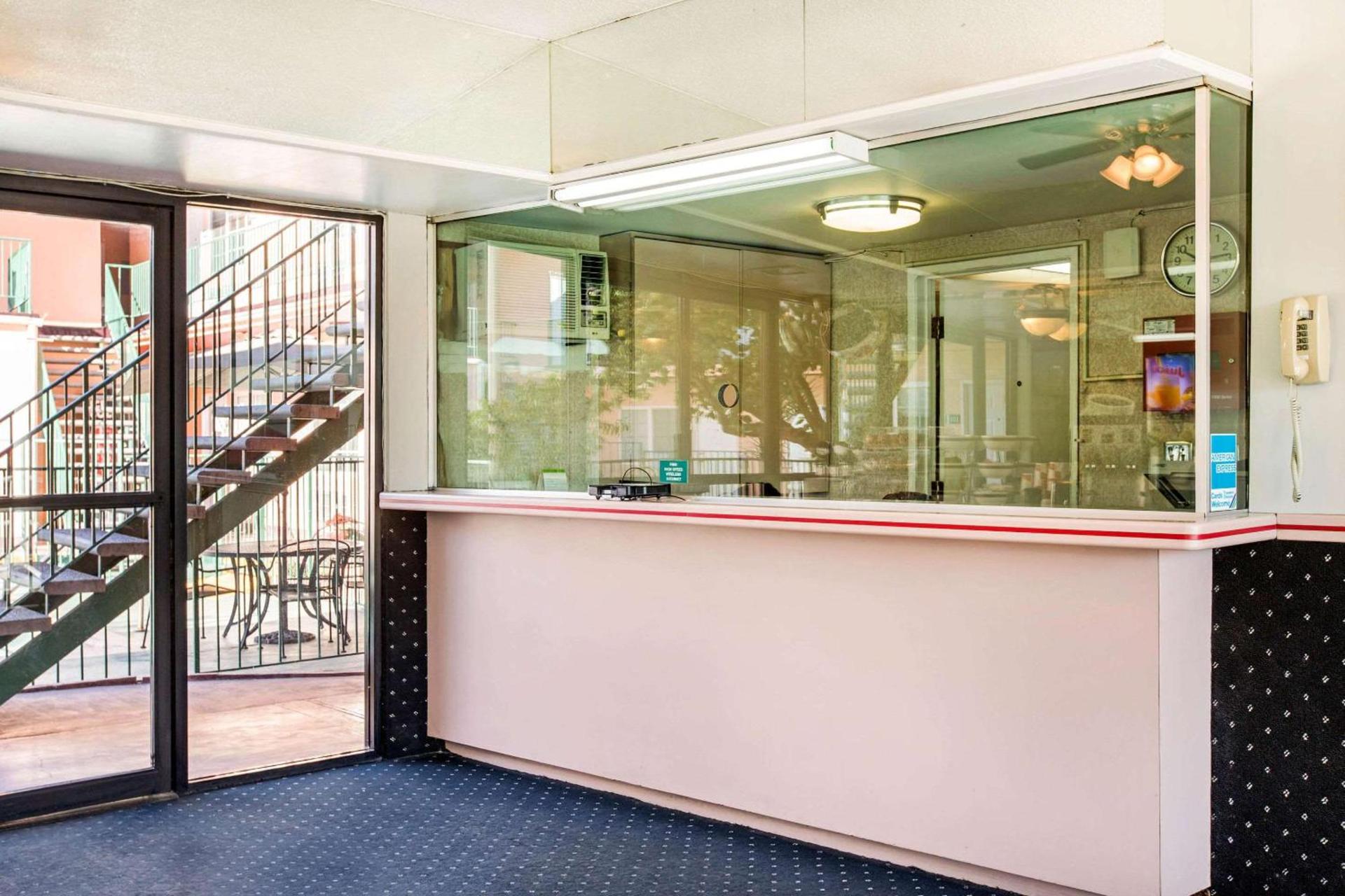 Rodeway Inn near Melrose Ave photo 24