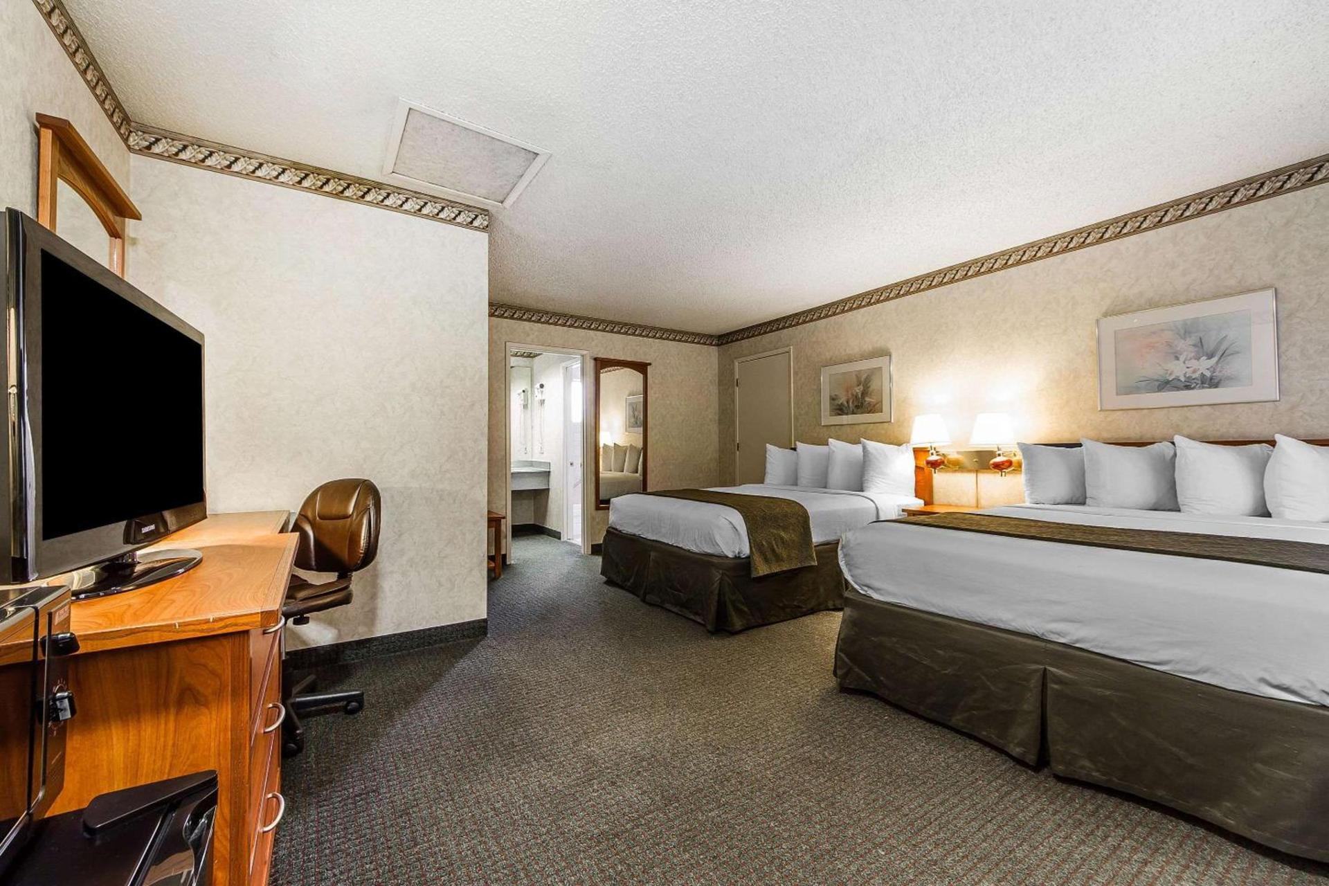 Quality Inn & Suites Silicon Valley photo 39