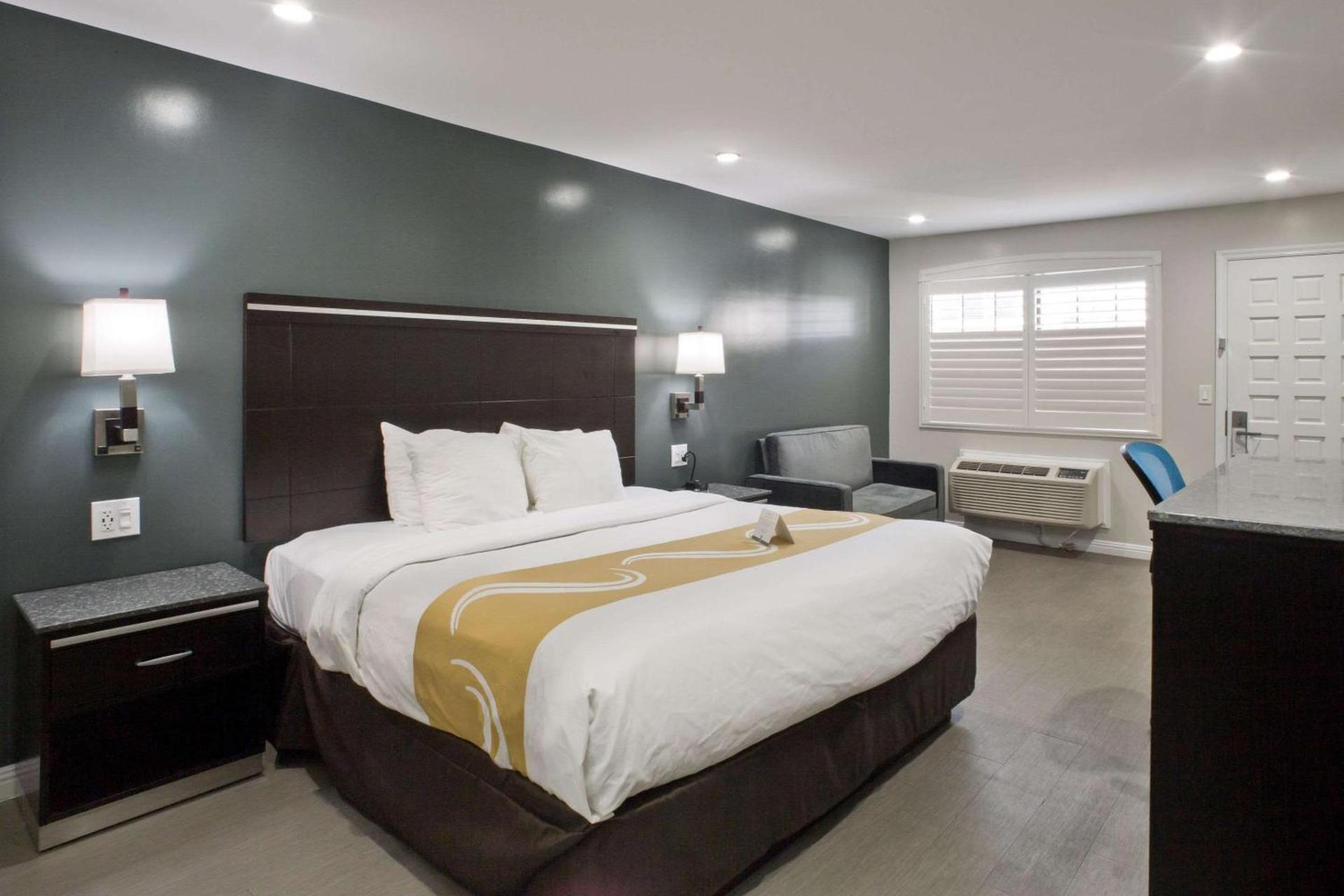 Bay Area Inn & Suites photo 19