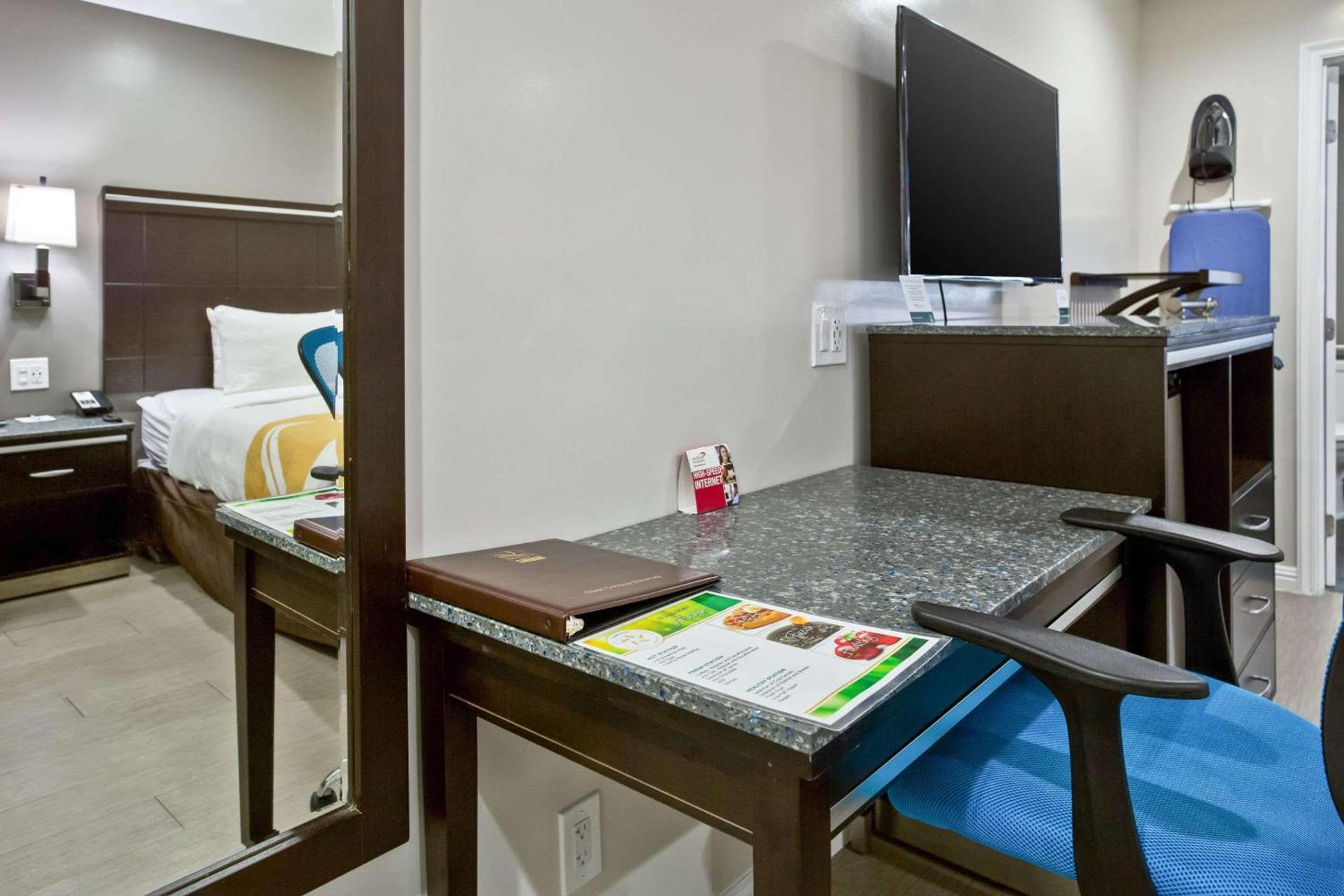 Bay Area Inn & Suites photo 14