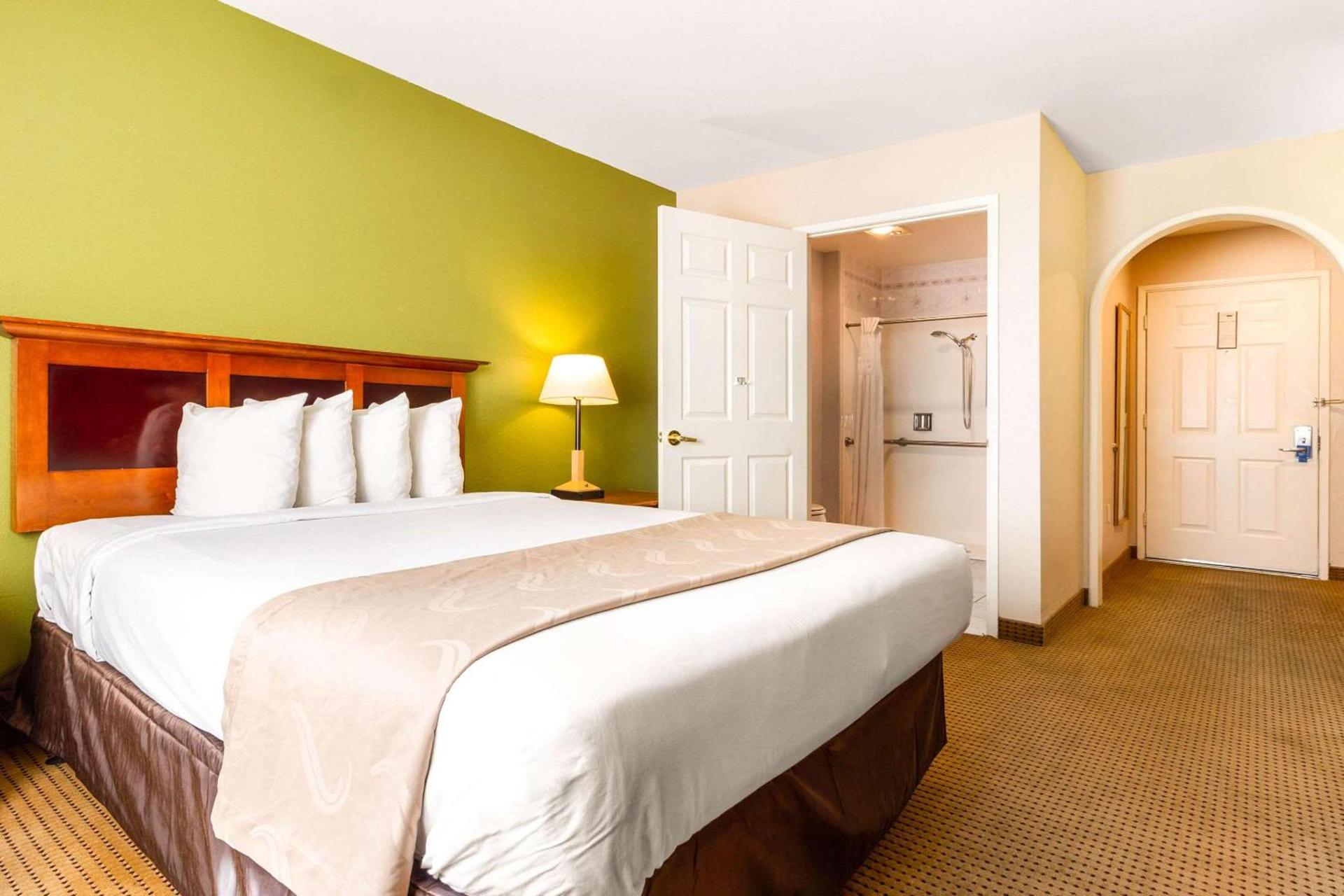 Auburn House Hotel photo 2