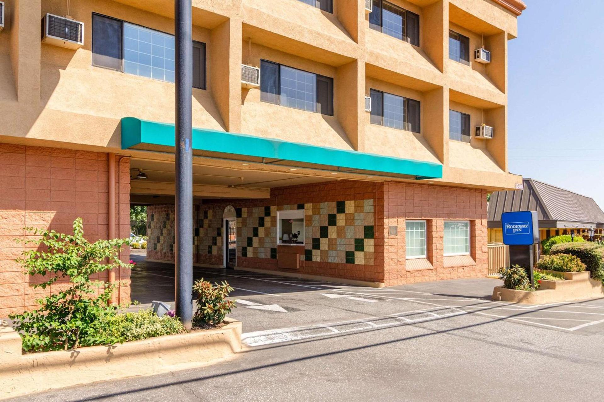 Auburn House Hotel photo 6