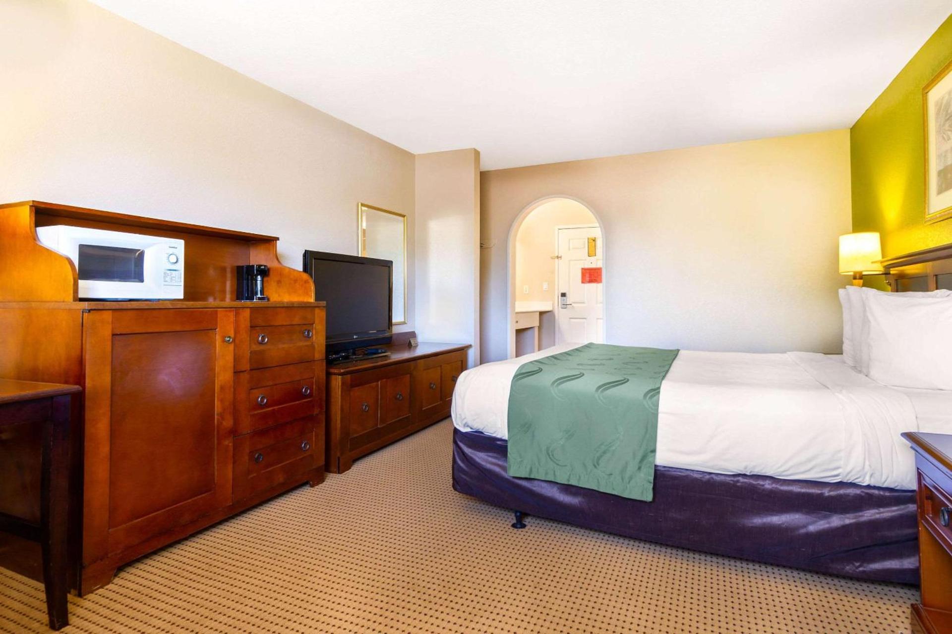 Auburn House Hotel photo 9