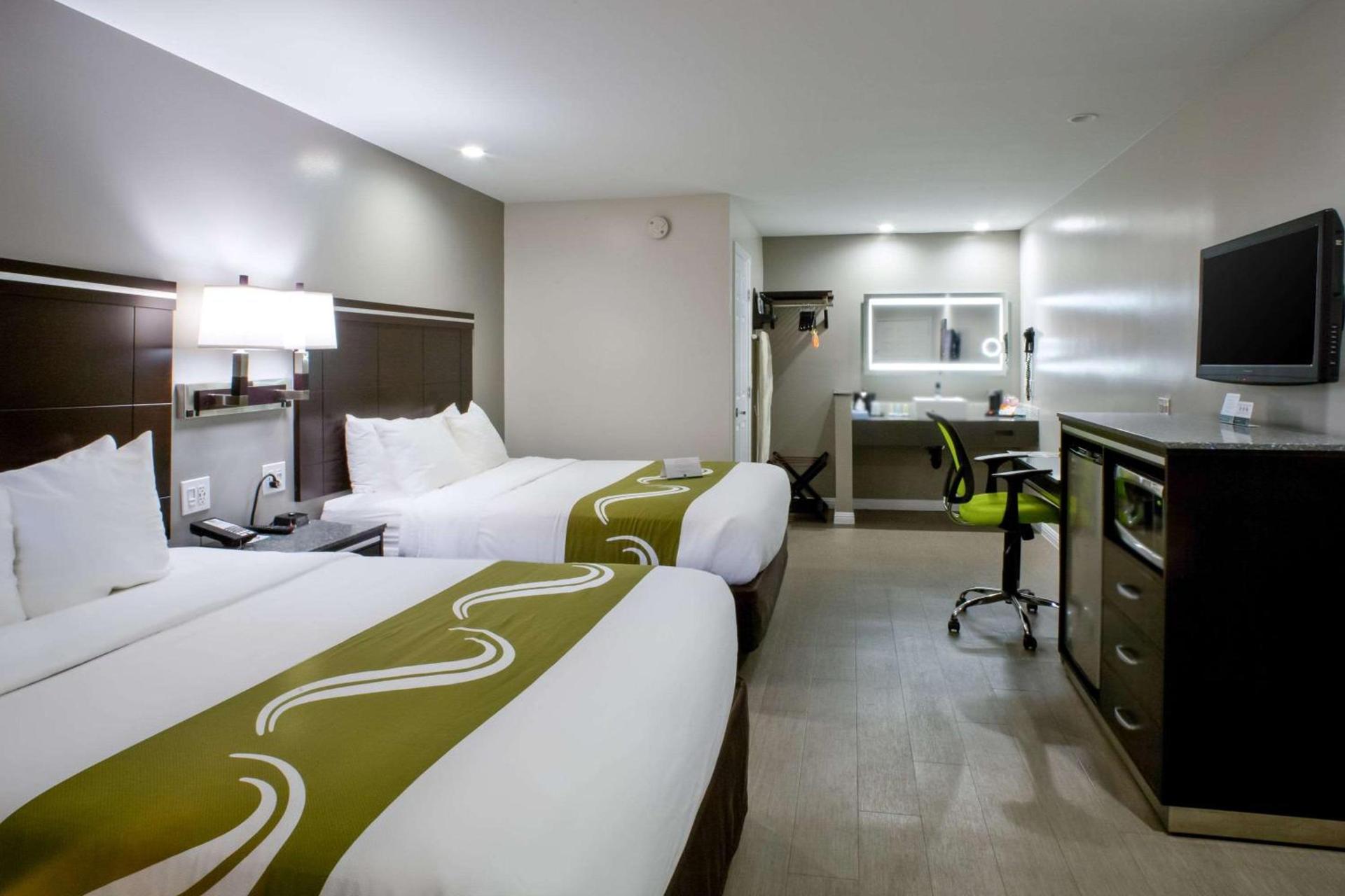 Bay Area Inn & Suites photo 26