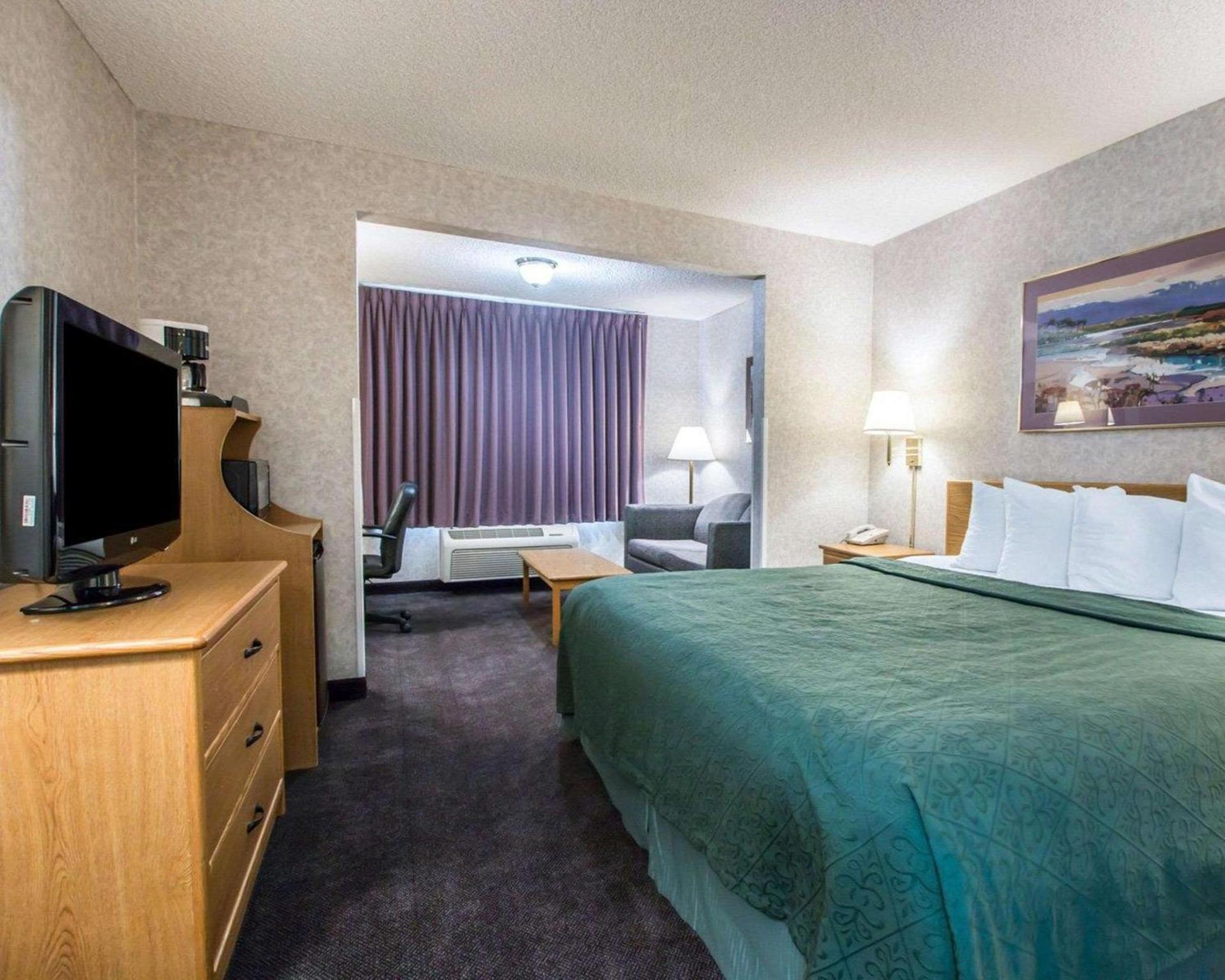 Quality Suites San Diego Otay Mesa photo 13