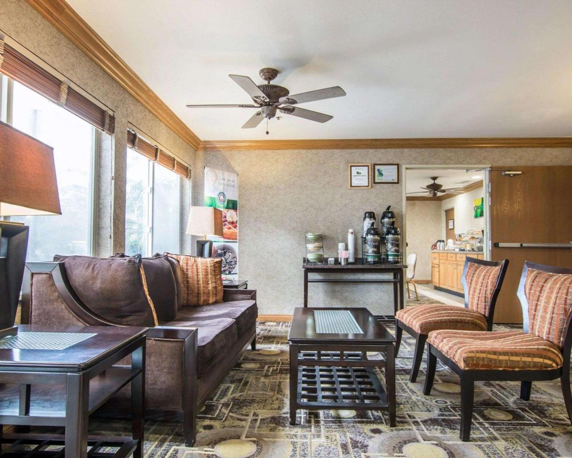 Quality Suites San Diego Otay Mesa photo 10