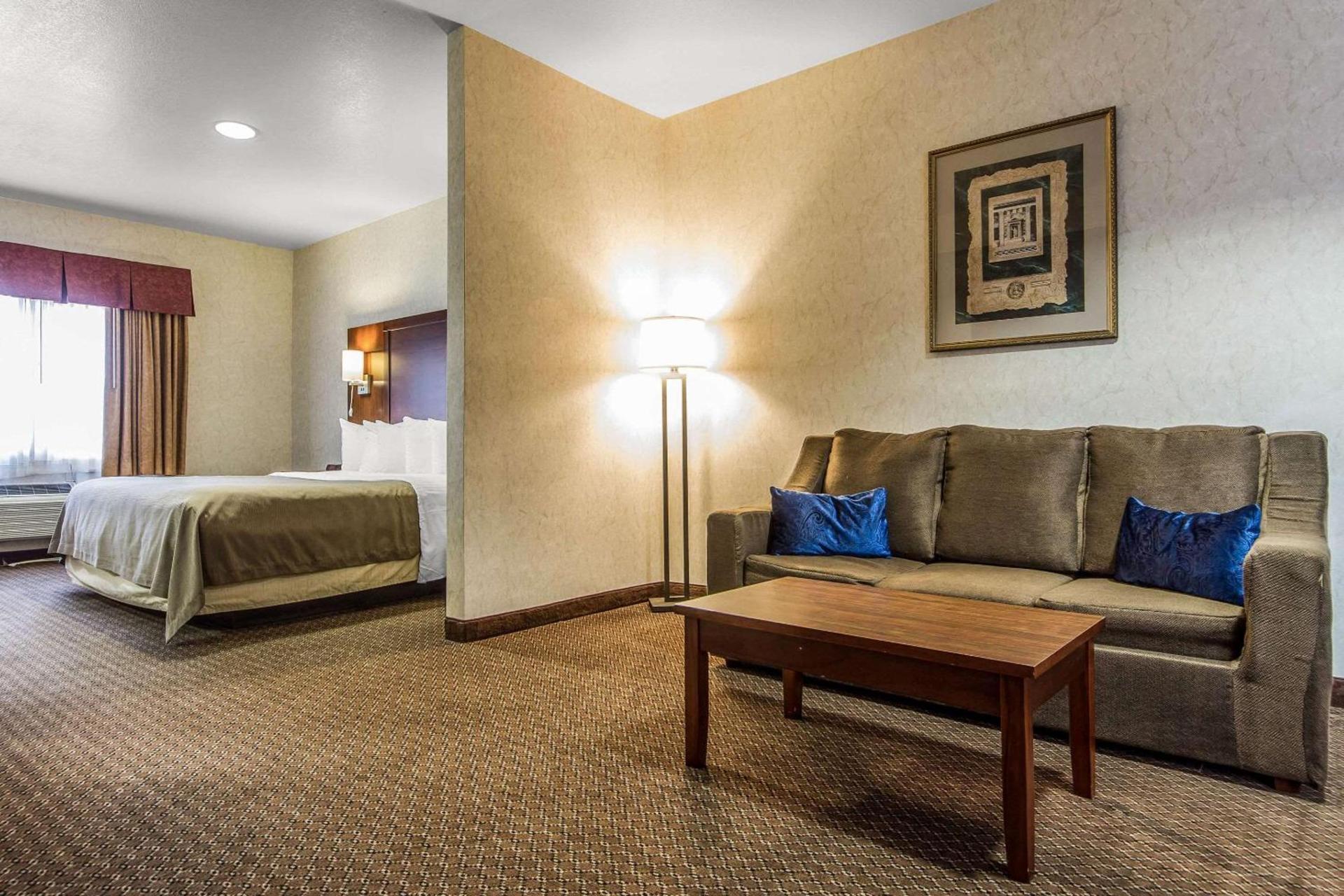 Quality Inn photo 9