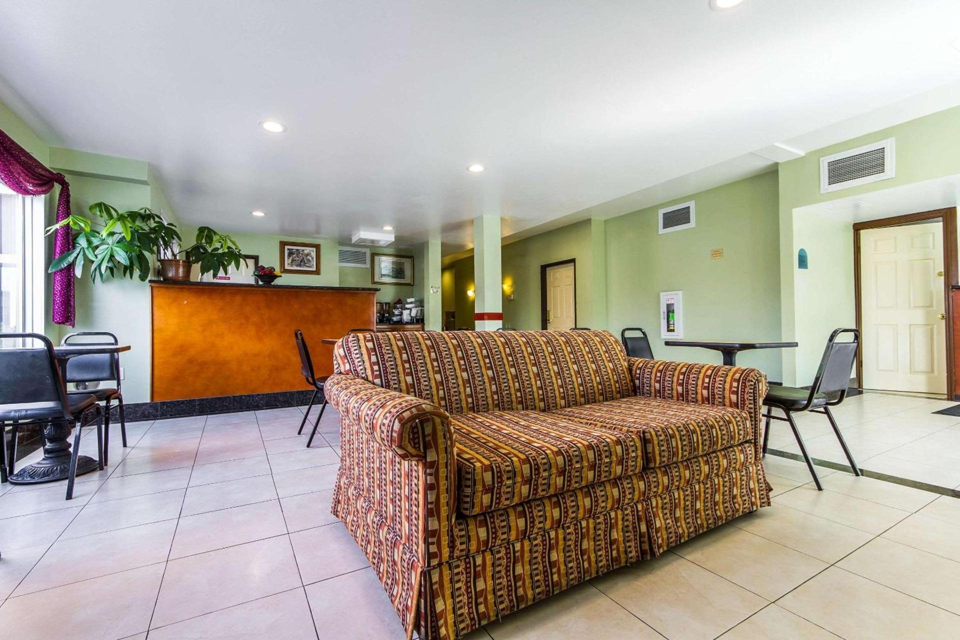 Rodeway Inn & Suites Hayward - Oakland South photo 7