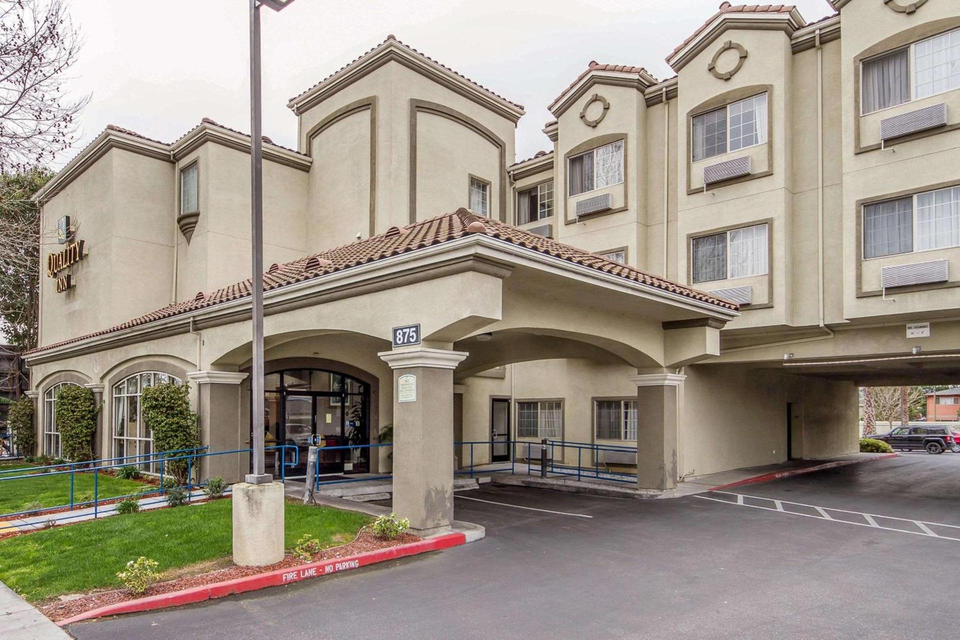 Quality Inn photo 11