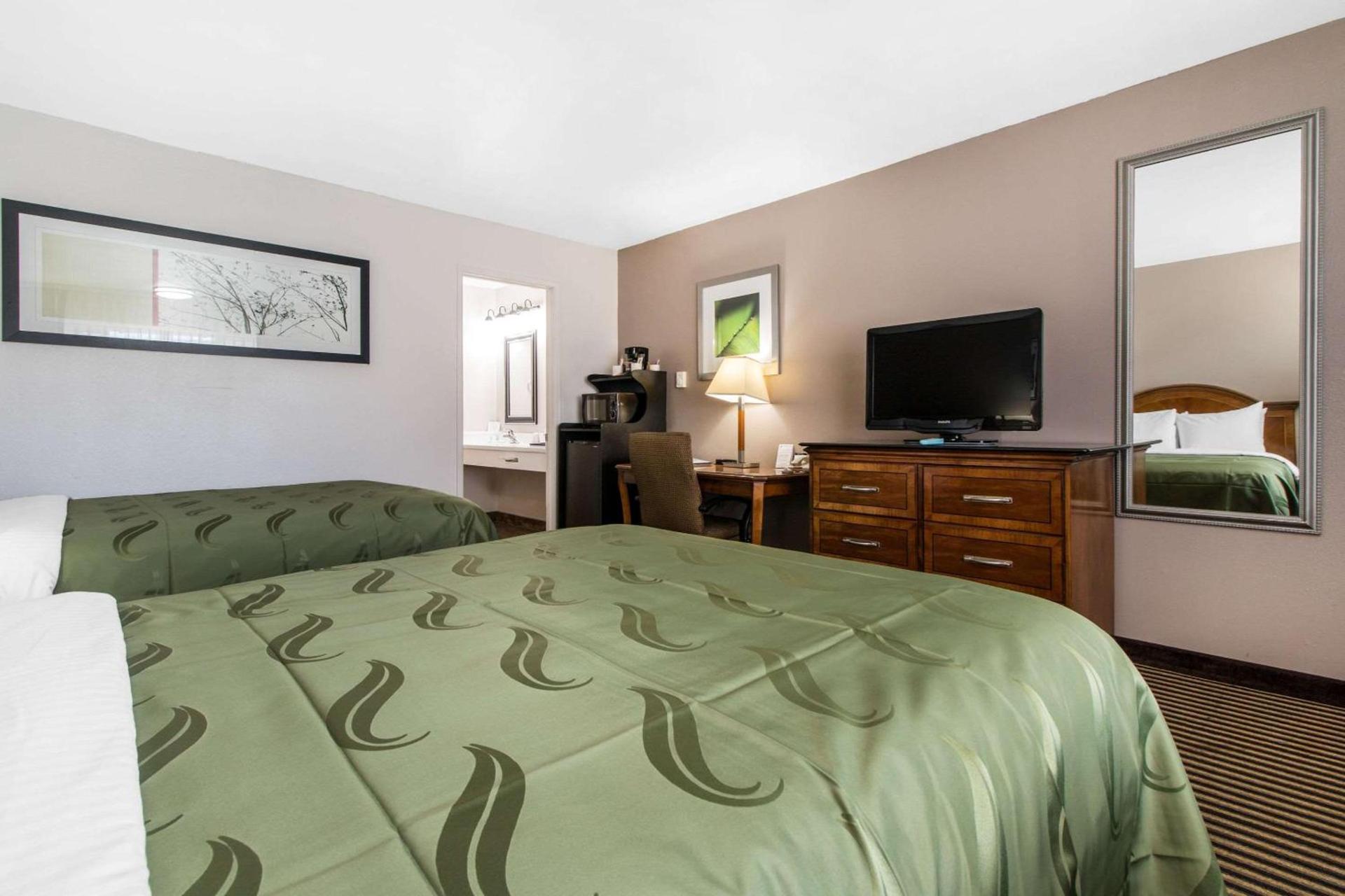 Ramada Bayside Inn & Suites Eureka photo 23