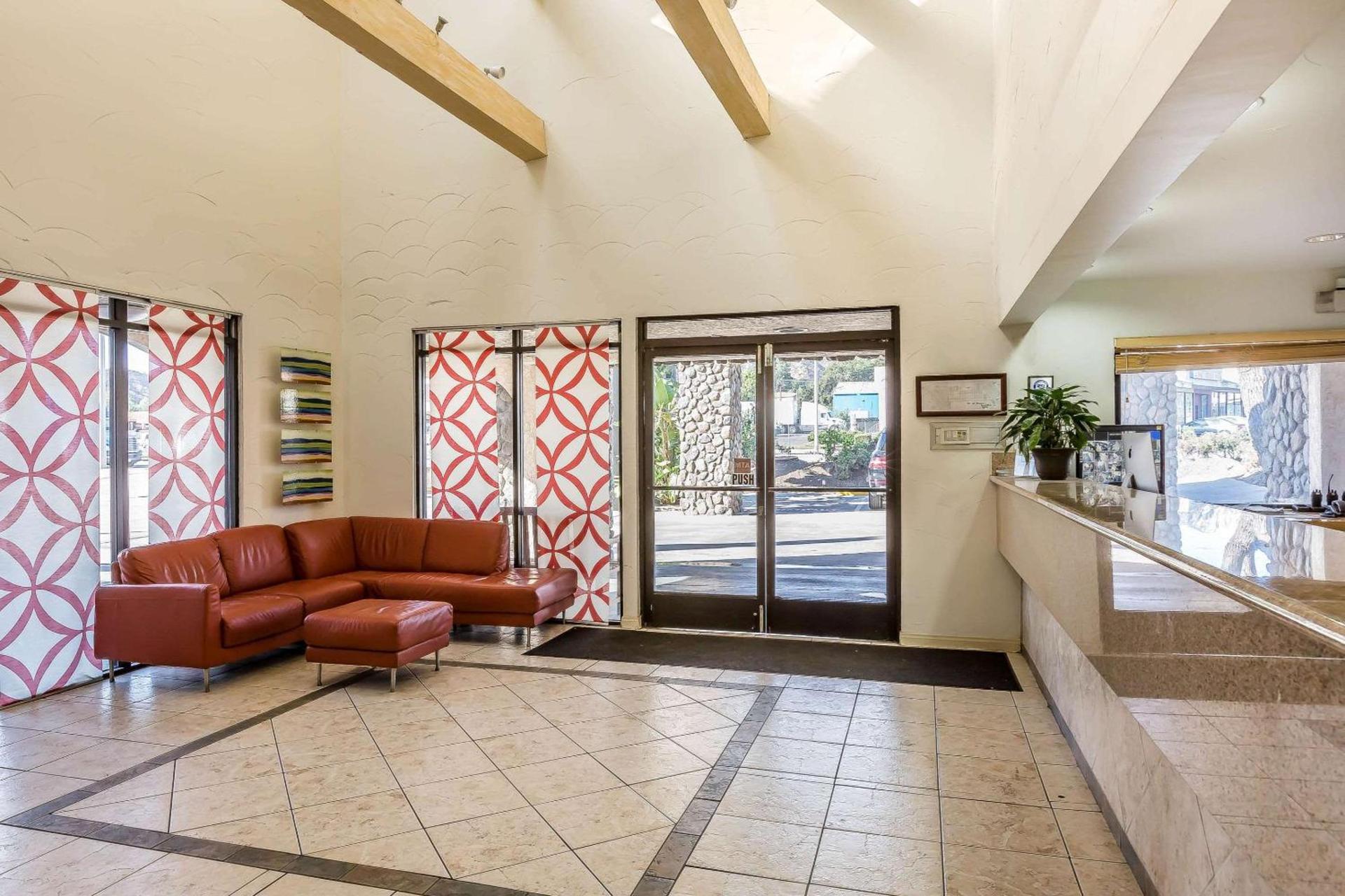 Rodeway Inn Magic Mountain Area photo 14