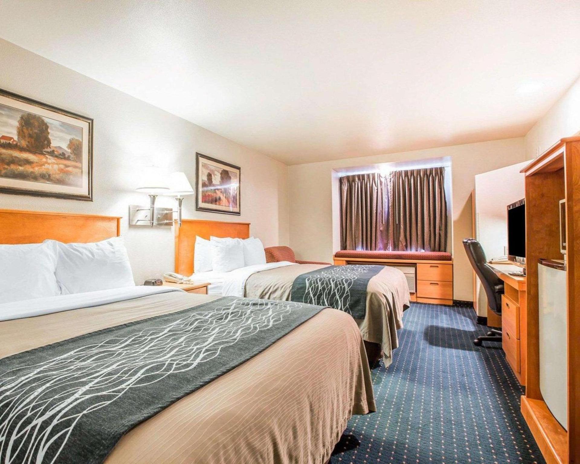 Comfort Inn & Suites Salinas City Center Area photo 16