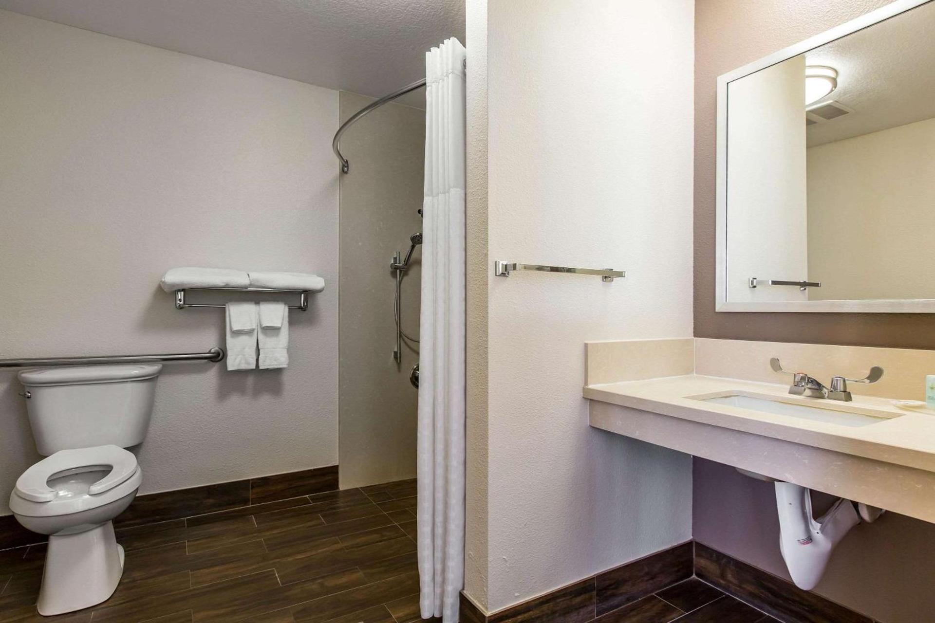 Comfort Inn Los Angeles near Hollywood photo 8