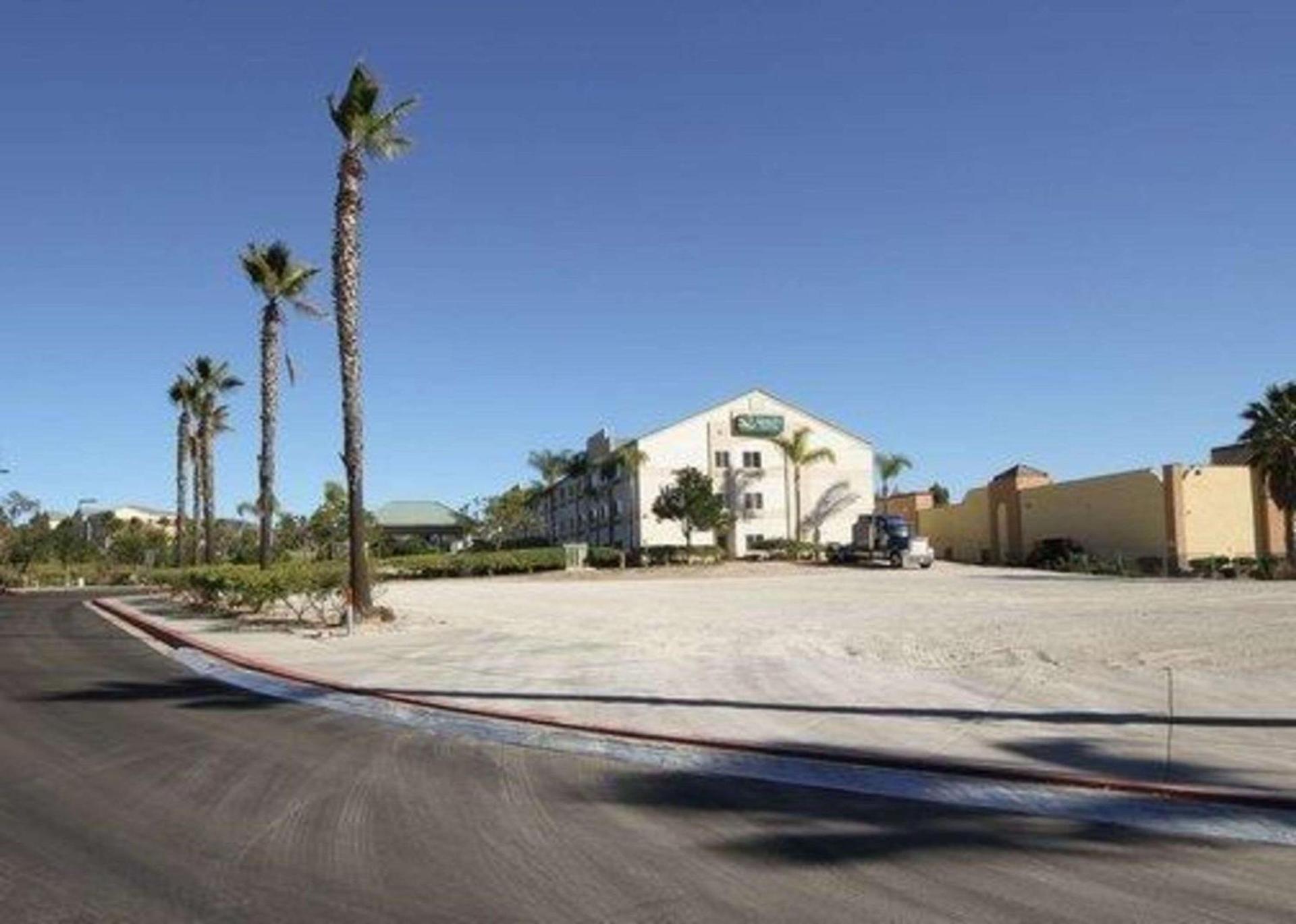 Quality Suites San Diego Otay Mesa photo 1